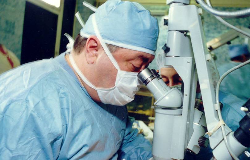 Операция катаракты новосибирск. Катаракта факоэмульсификация. Факоэмульсификация операция. Операция при катаракте (факоэмульсификация).
