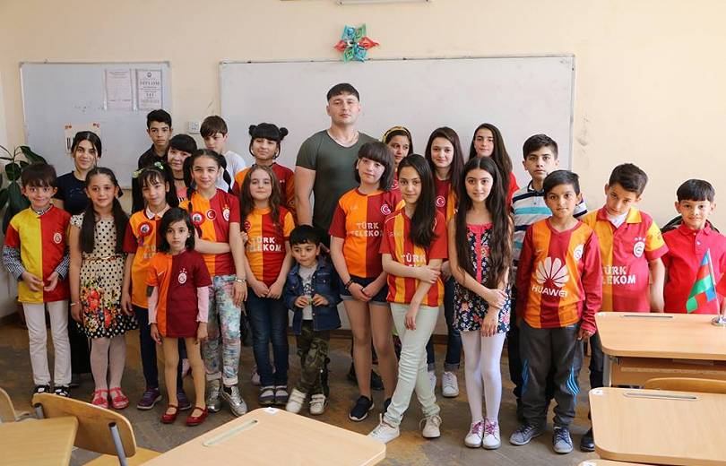 Ադրբեջանի դպրոցներում Խաղաղությա՞ն, թե՞ պատերազմի մարտիկներ են պատրաստում. շոկային տեսանյութ