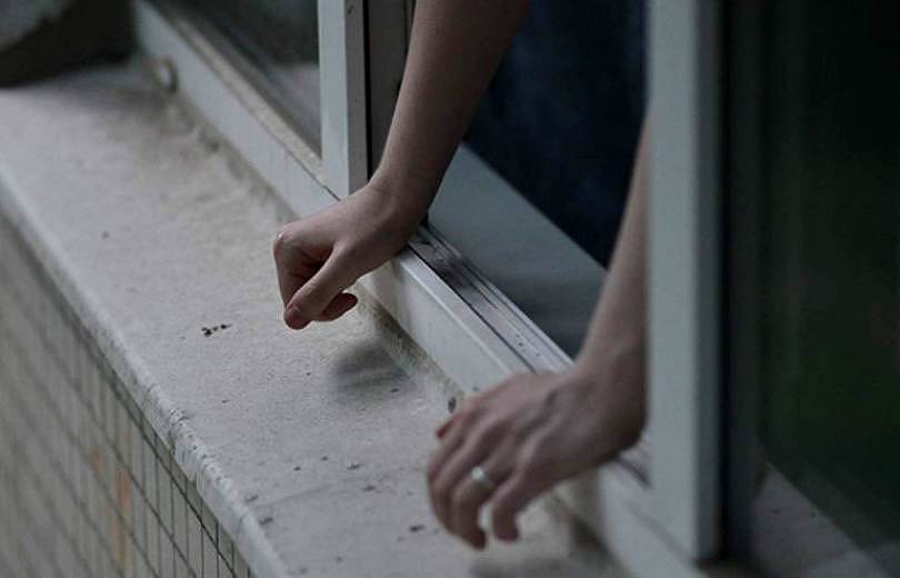 Կանխվել է ինքնասպանության փորձը. 46-ամյա կինը փորձել է նետվել պատուհանից