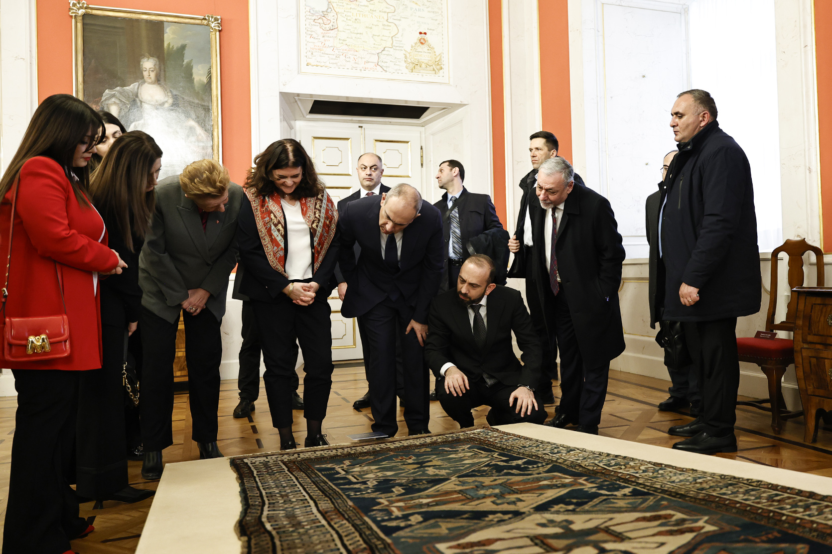 63240_b.jpg (761 KB)