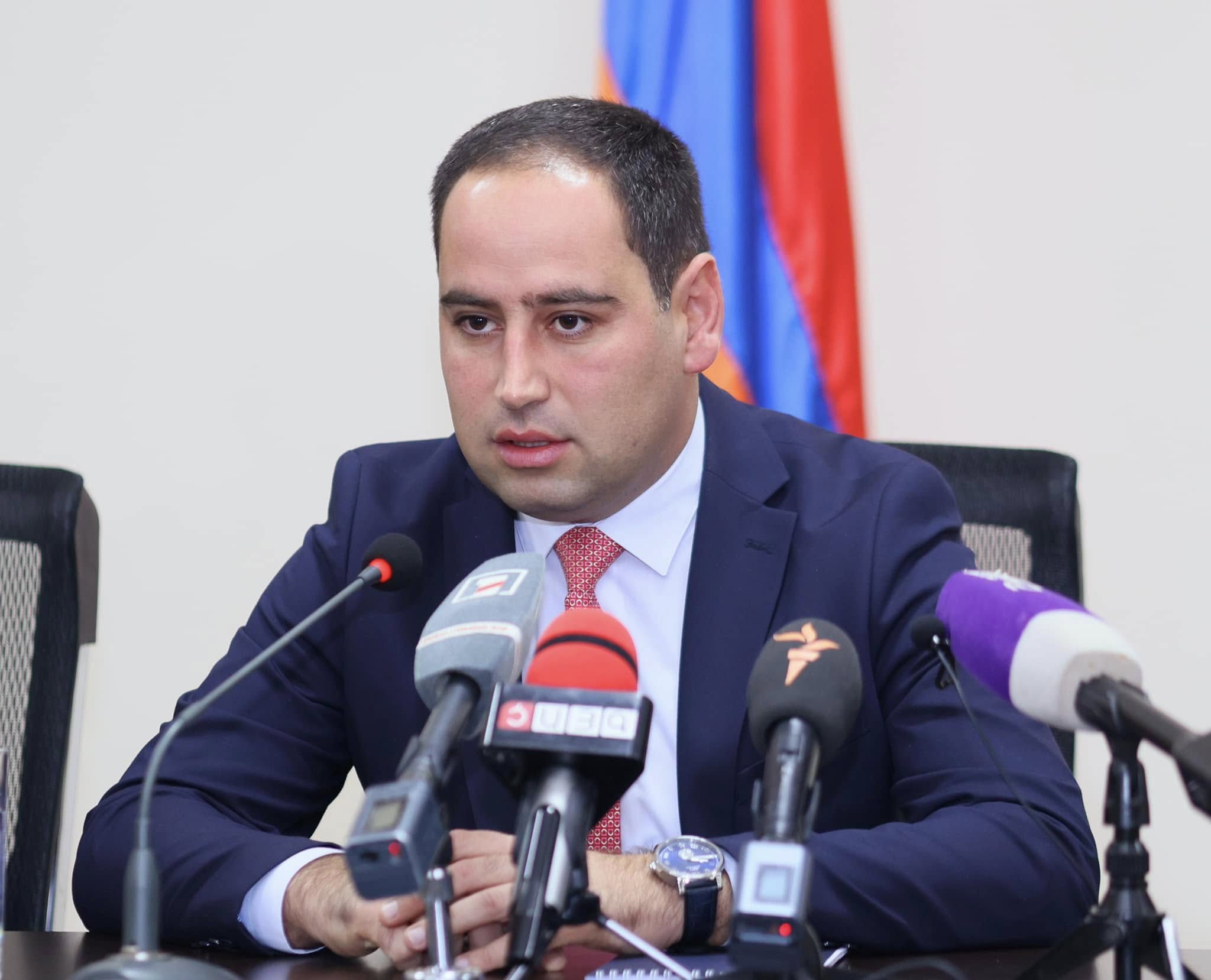 11111111.jpg (155 KB)