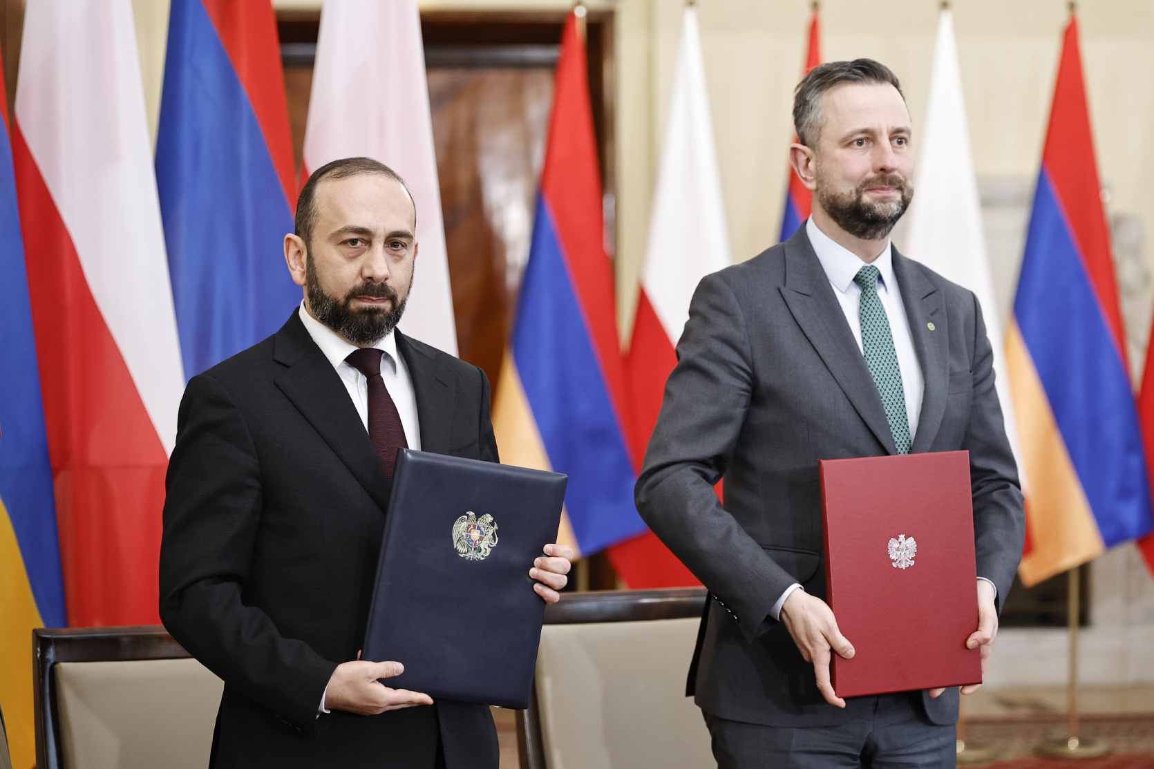 63343_b.jpg (564 KB)