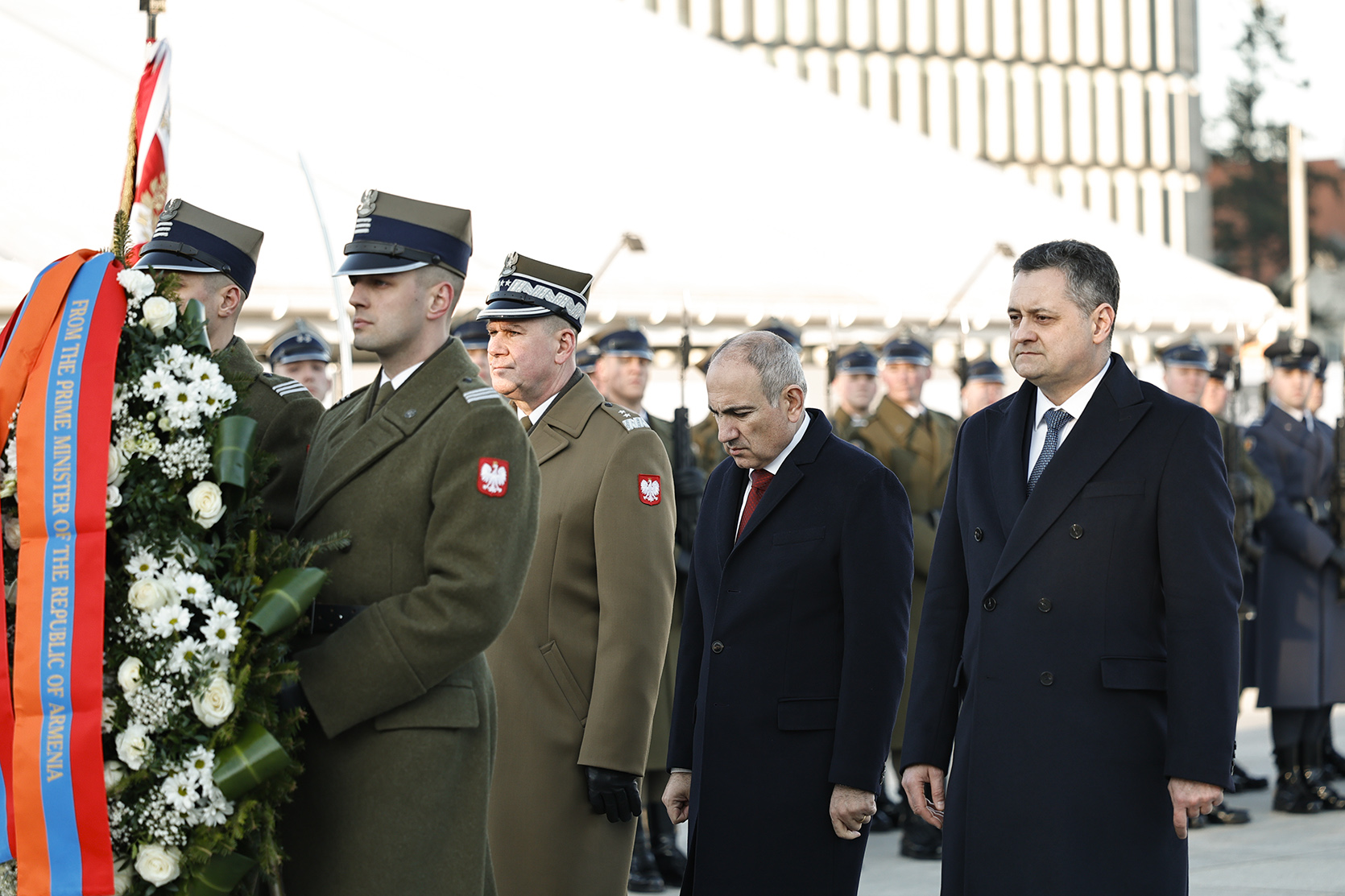 63400_b.jpg (577 KB)