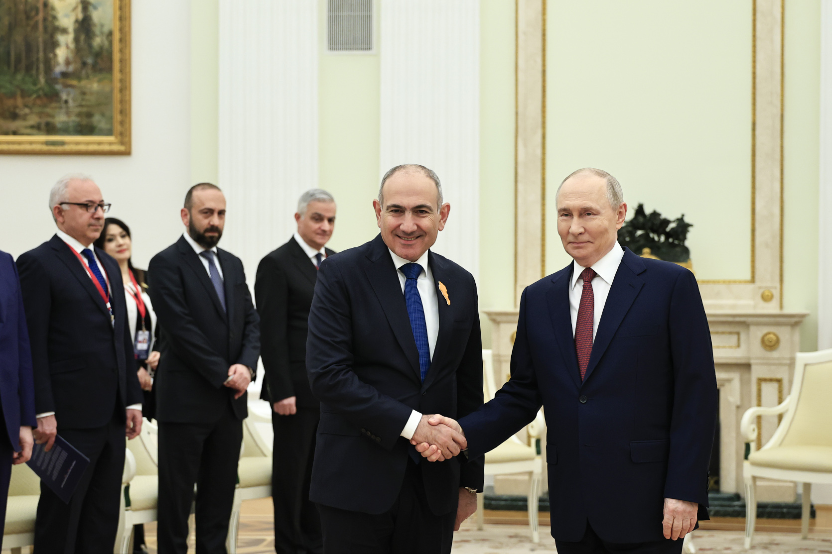 64241_b.jpg (473 KB)