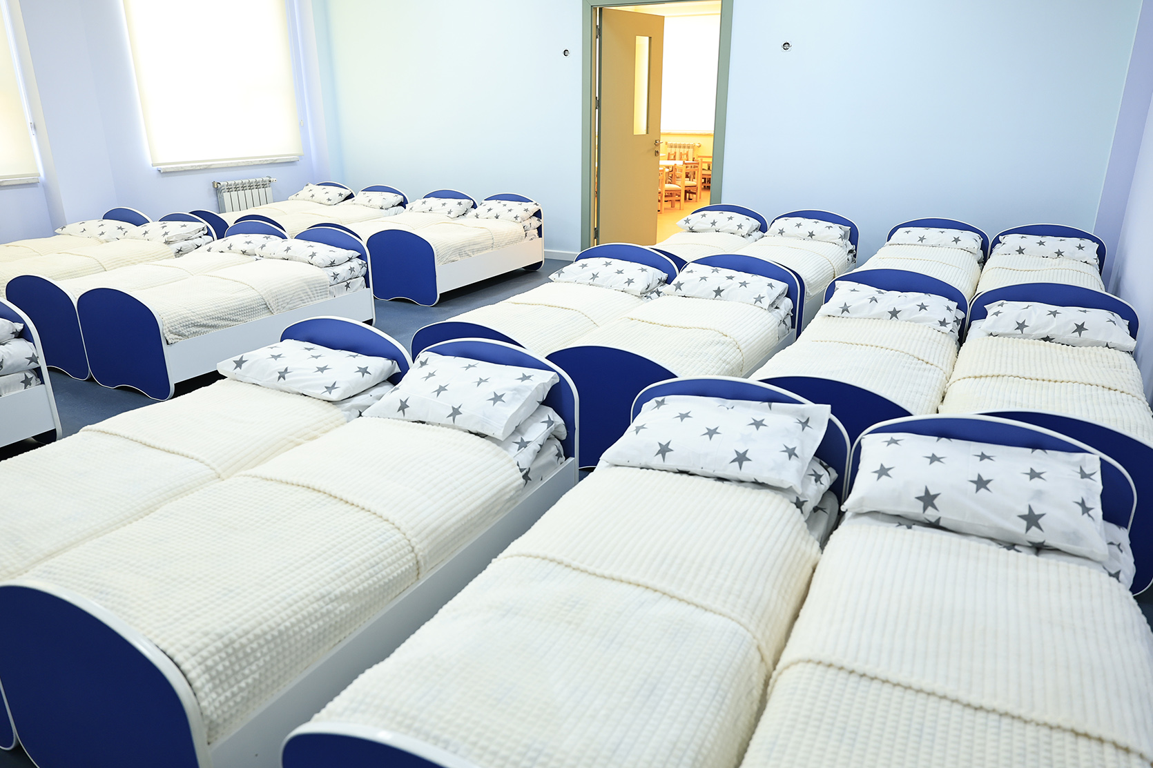 65281_b.jpg (557 KB)