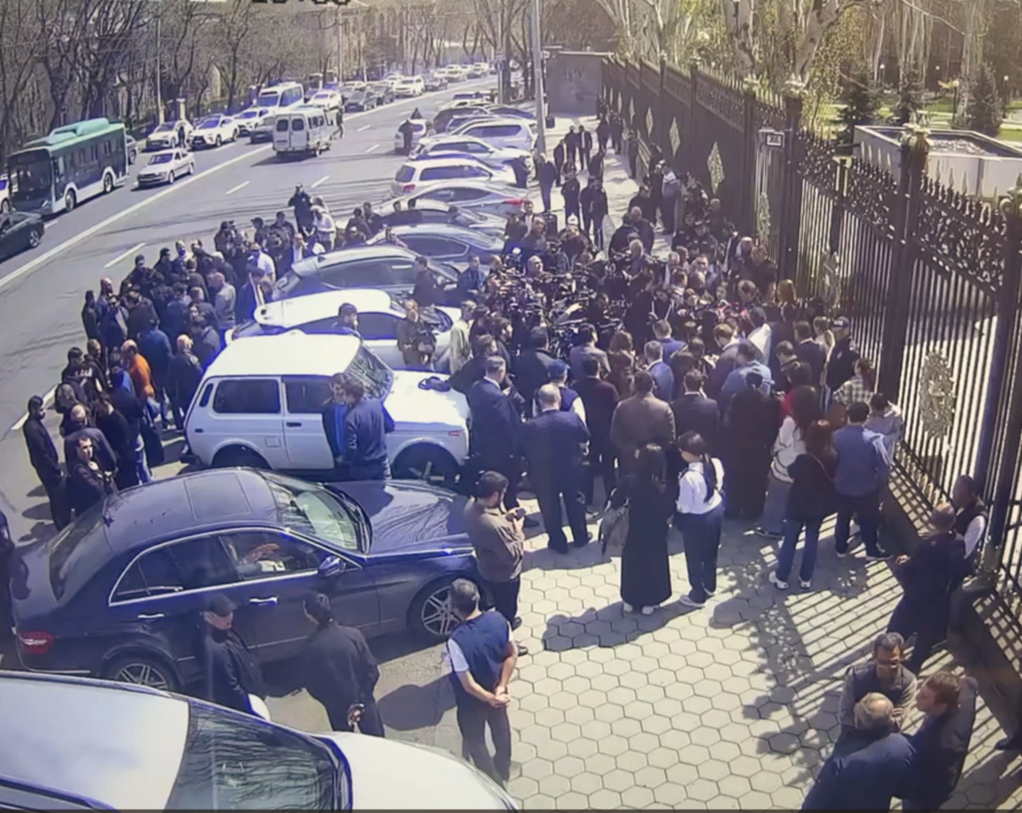 668467946_26407436825551764_5744262124513681511_n.jpg (475 KB)