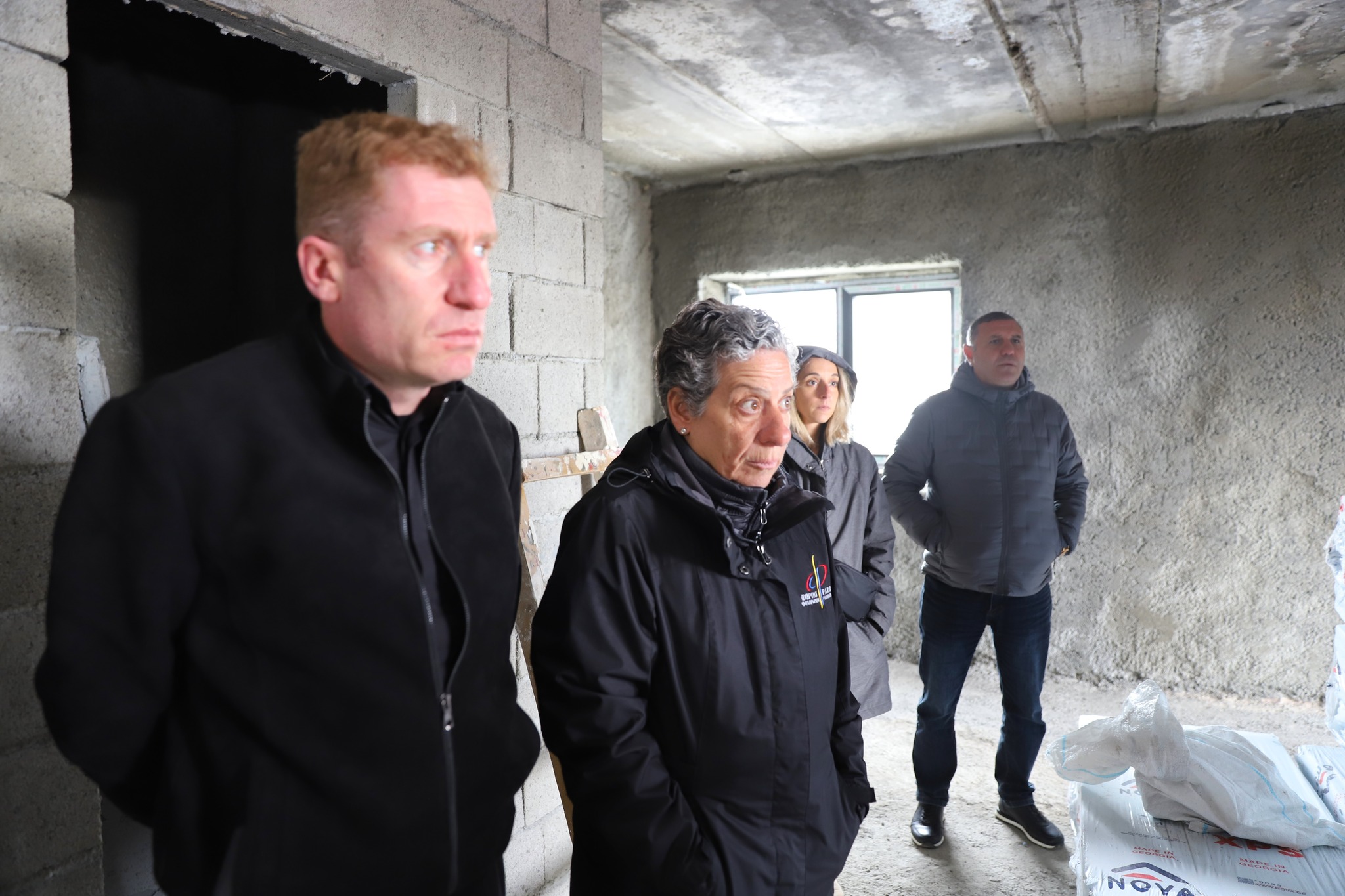 672023655_1264908279165358_6477386274297738620_n.jpg (459 KB)