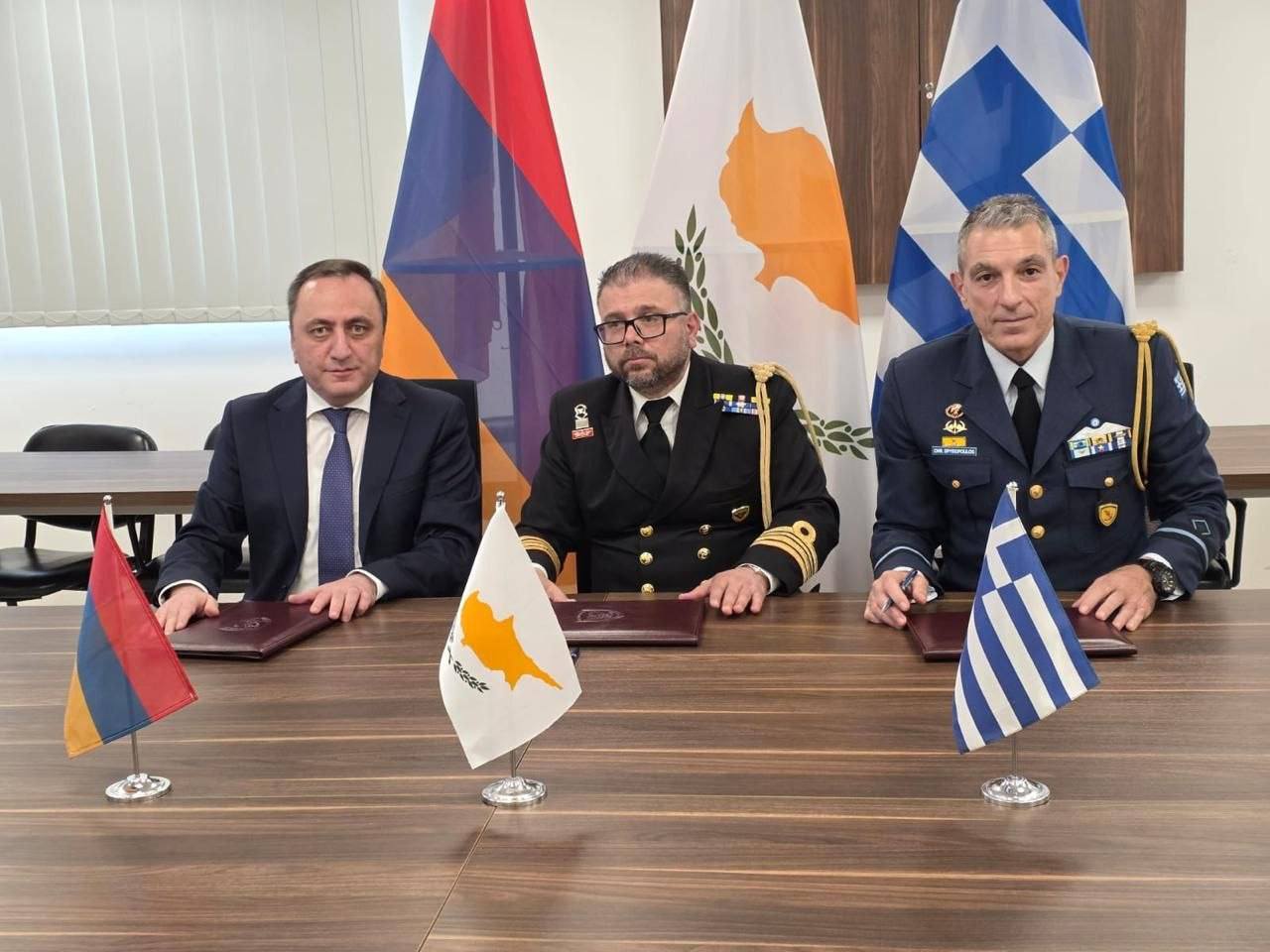 681031719_941064555370961_7249096498818486805_n.jpg (127 KB)