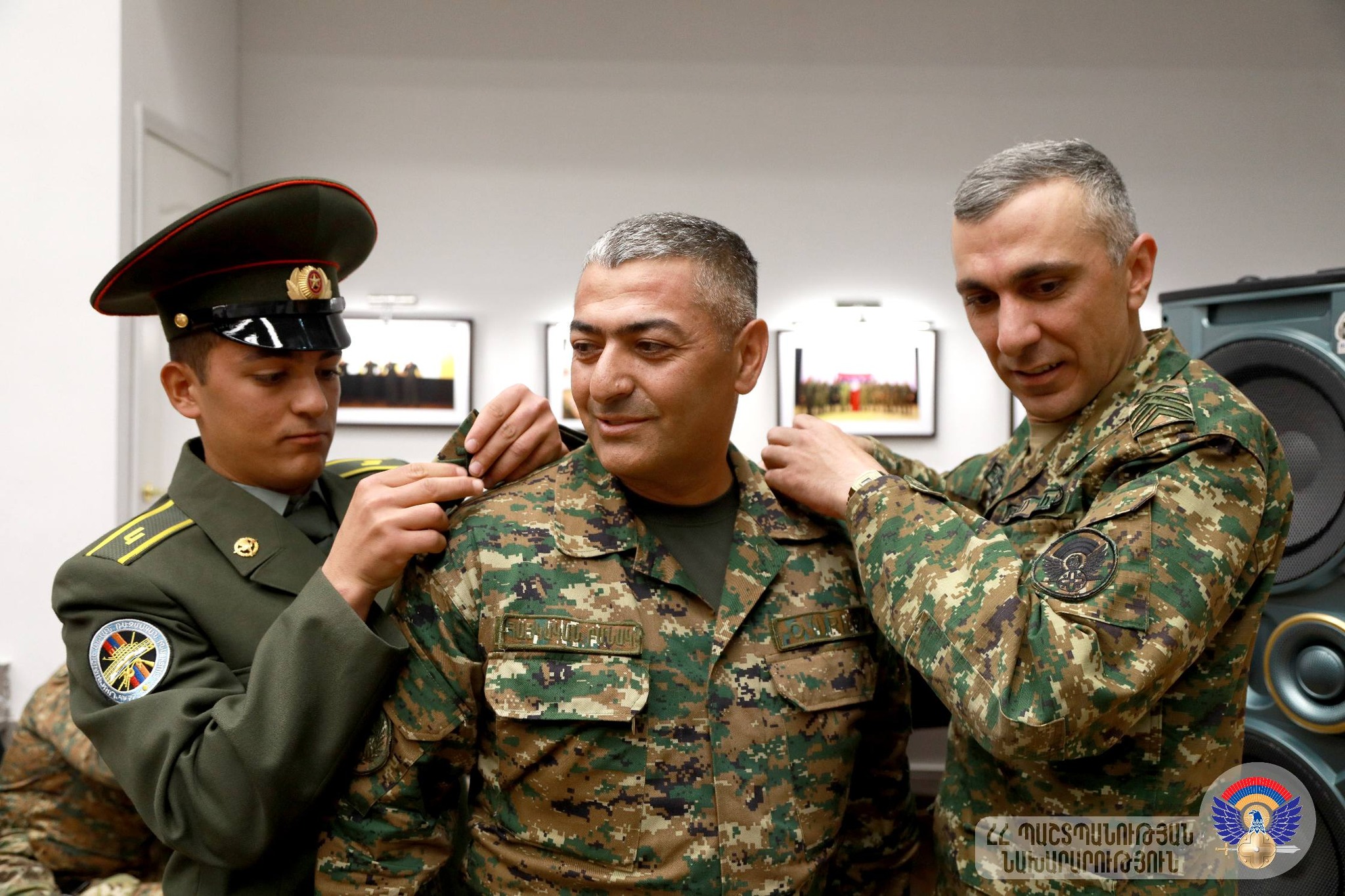 683077502_944701501673933_2865182908504635520_n.jpg (631 KB)