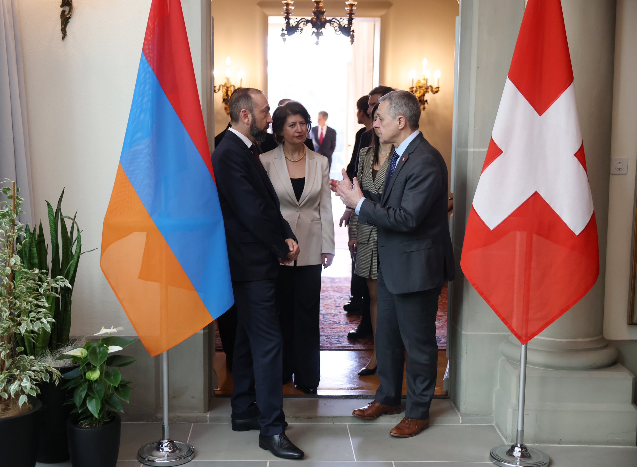 649749344_1339967684827392_4100466273257962001_n.jpg (302 KB)