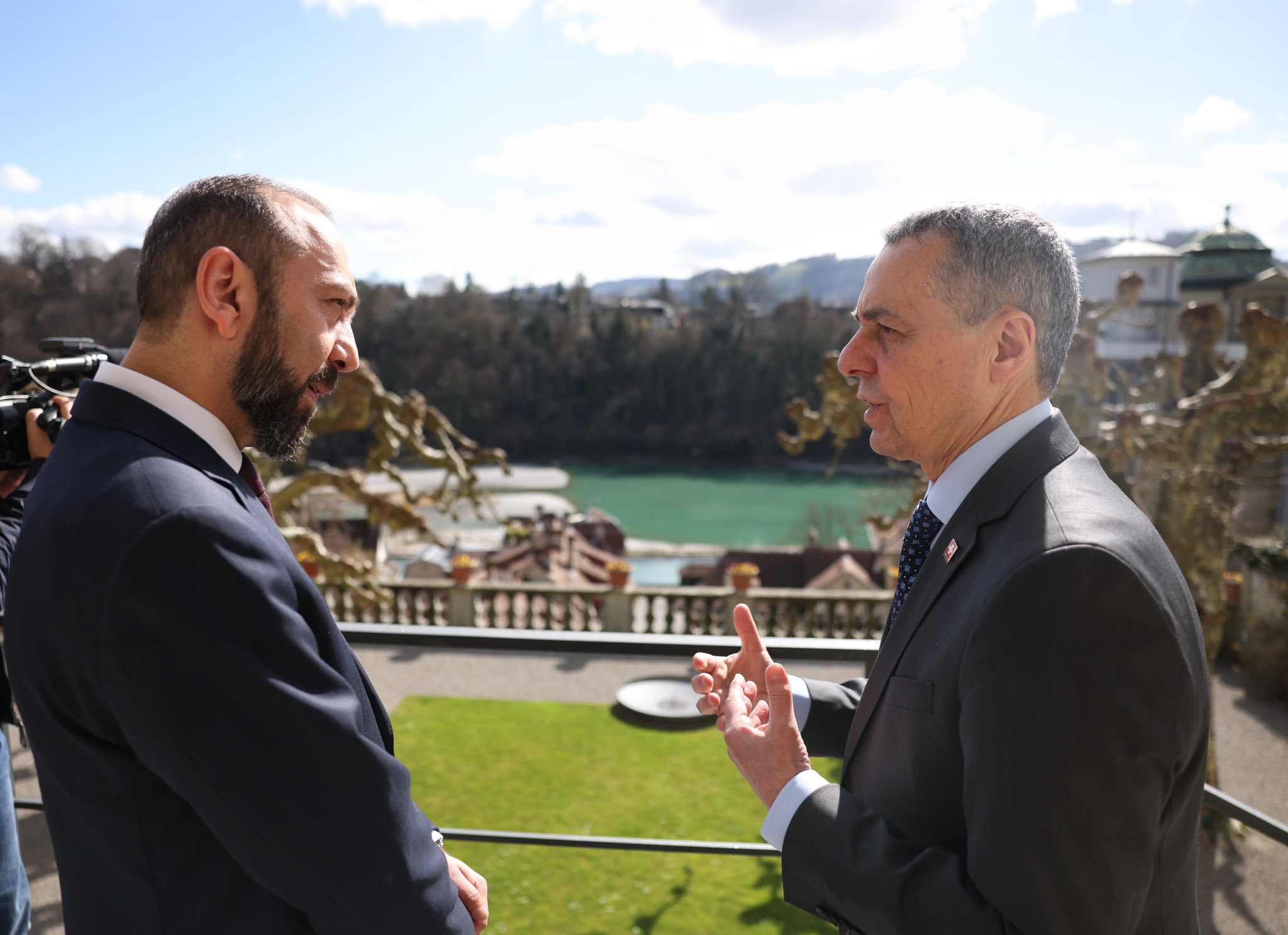 650225951_1339967754827385_6073472582985835183_n.jpg (235 KB)