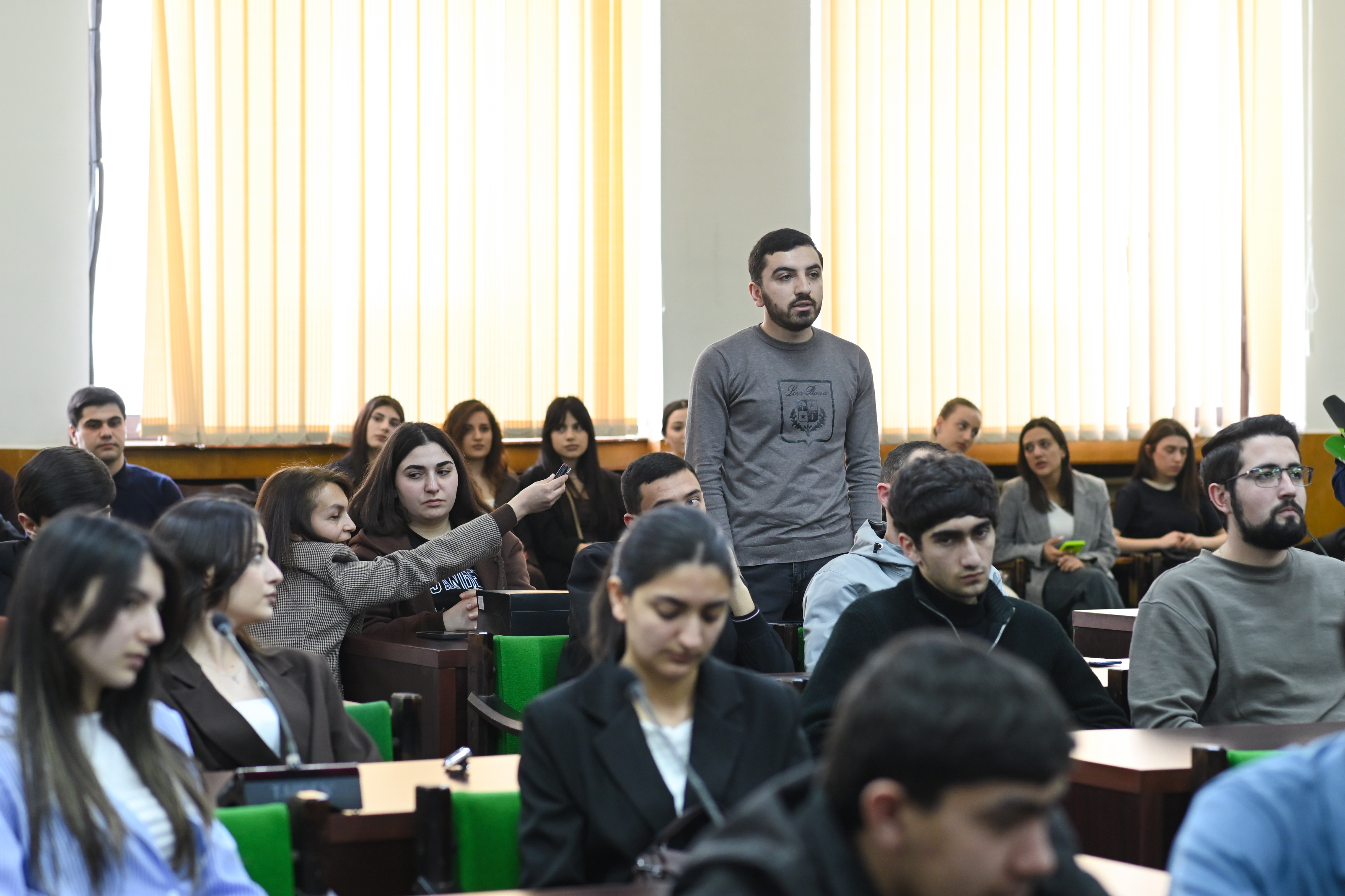 DAV_7830.jpg (5.75 MB)