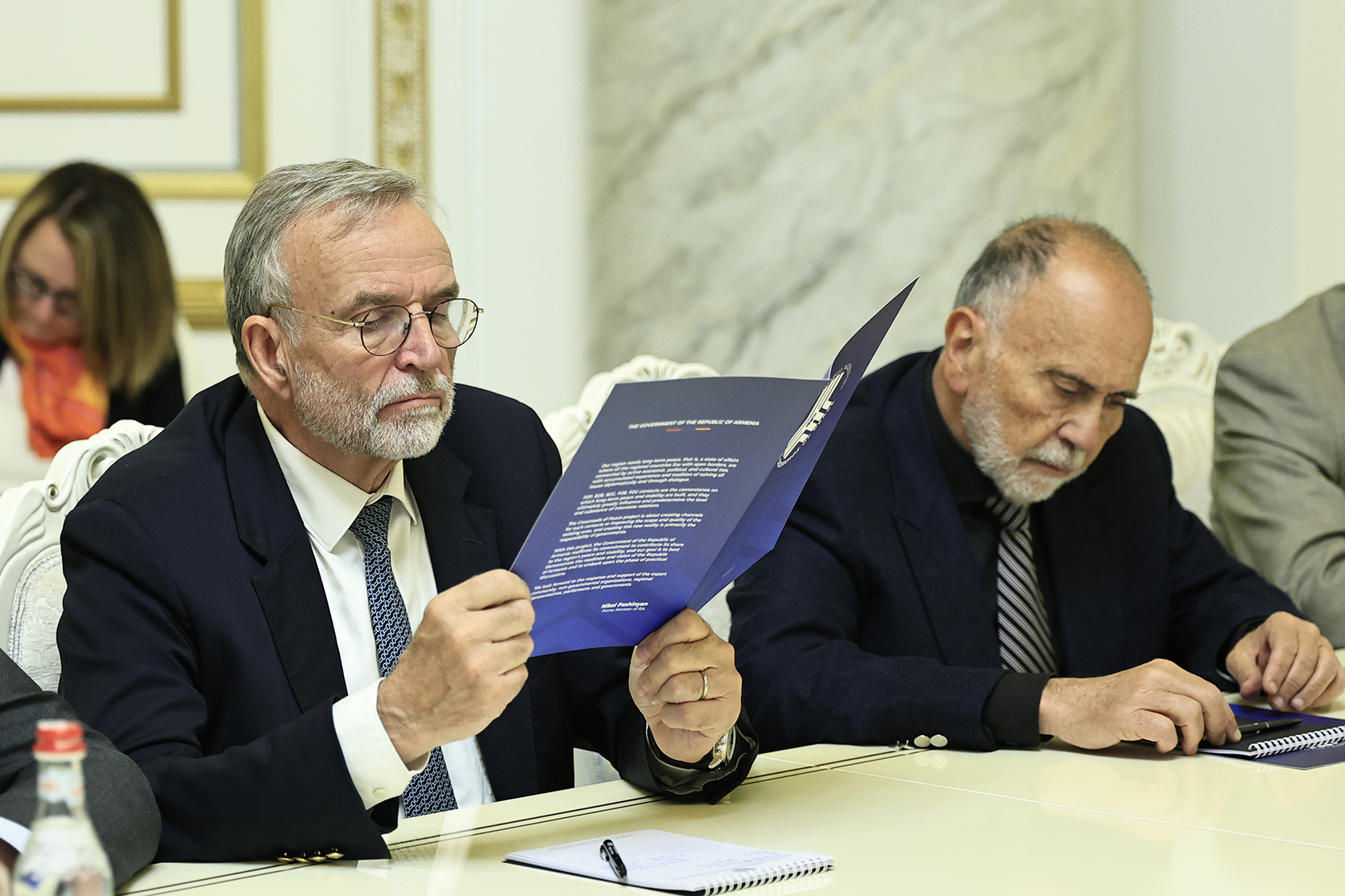 65122_b.jpg (606 KB)