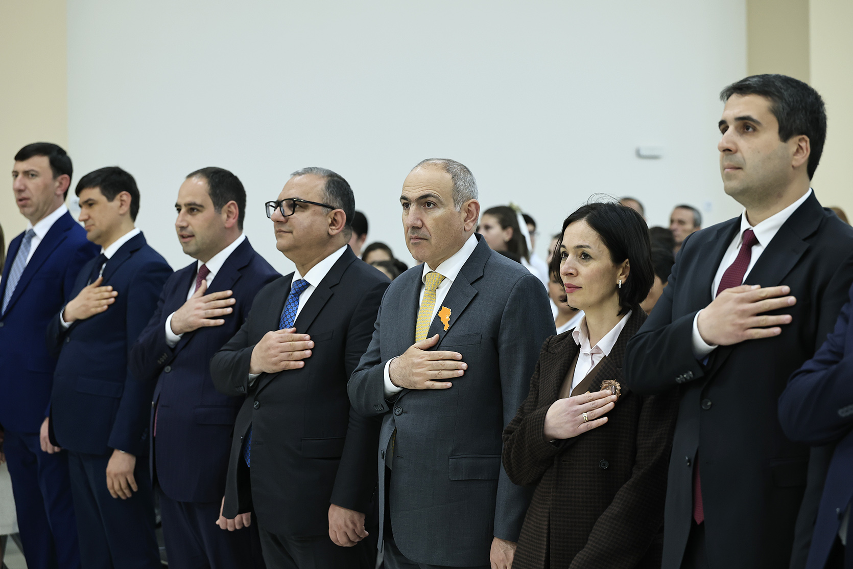 65234_b.jpg (471 KB)