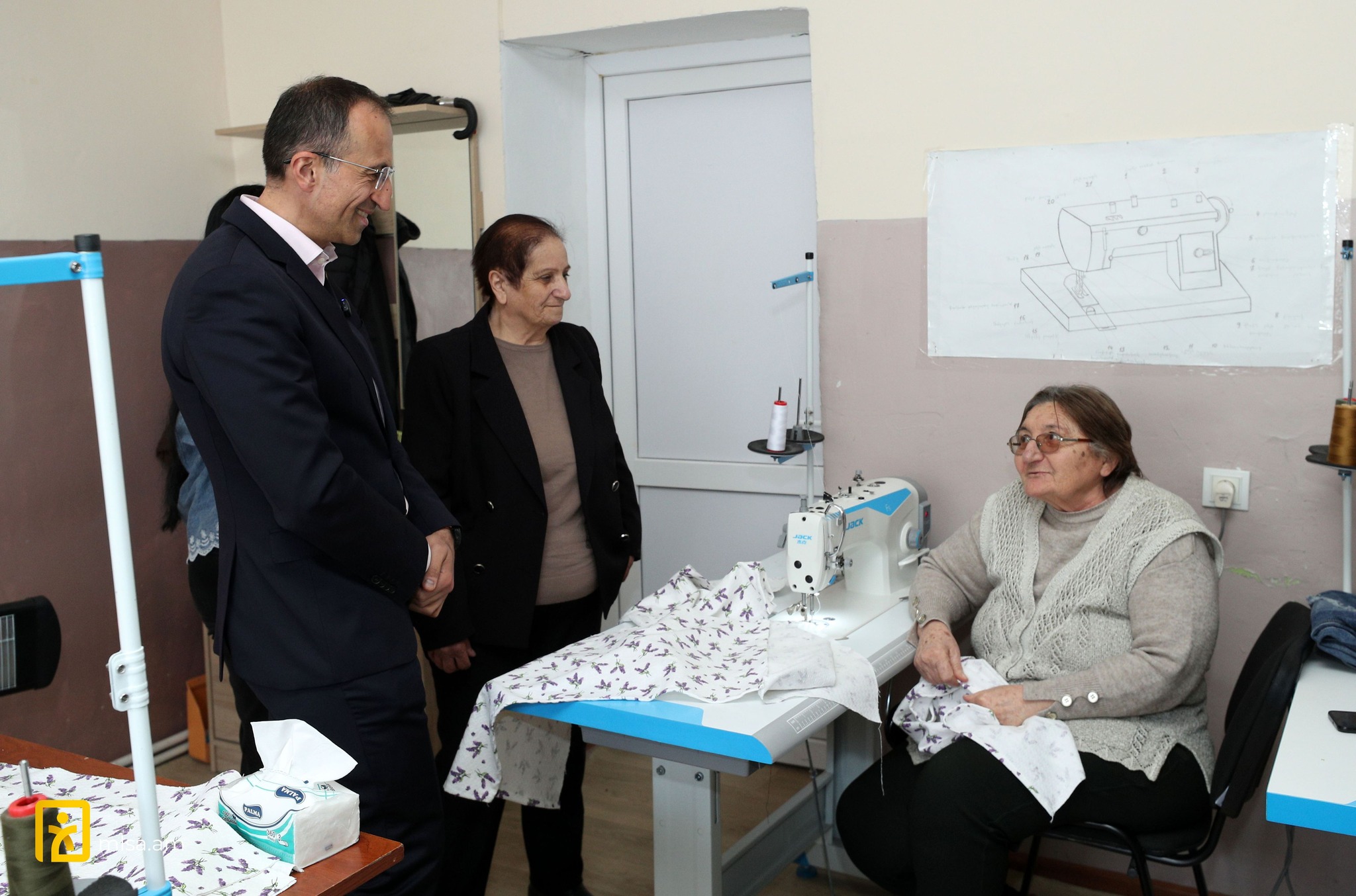 677260954_1384805230357957_7410887533172678995_n.jpg (463 KB)