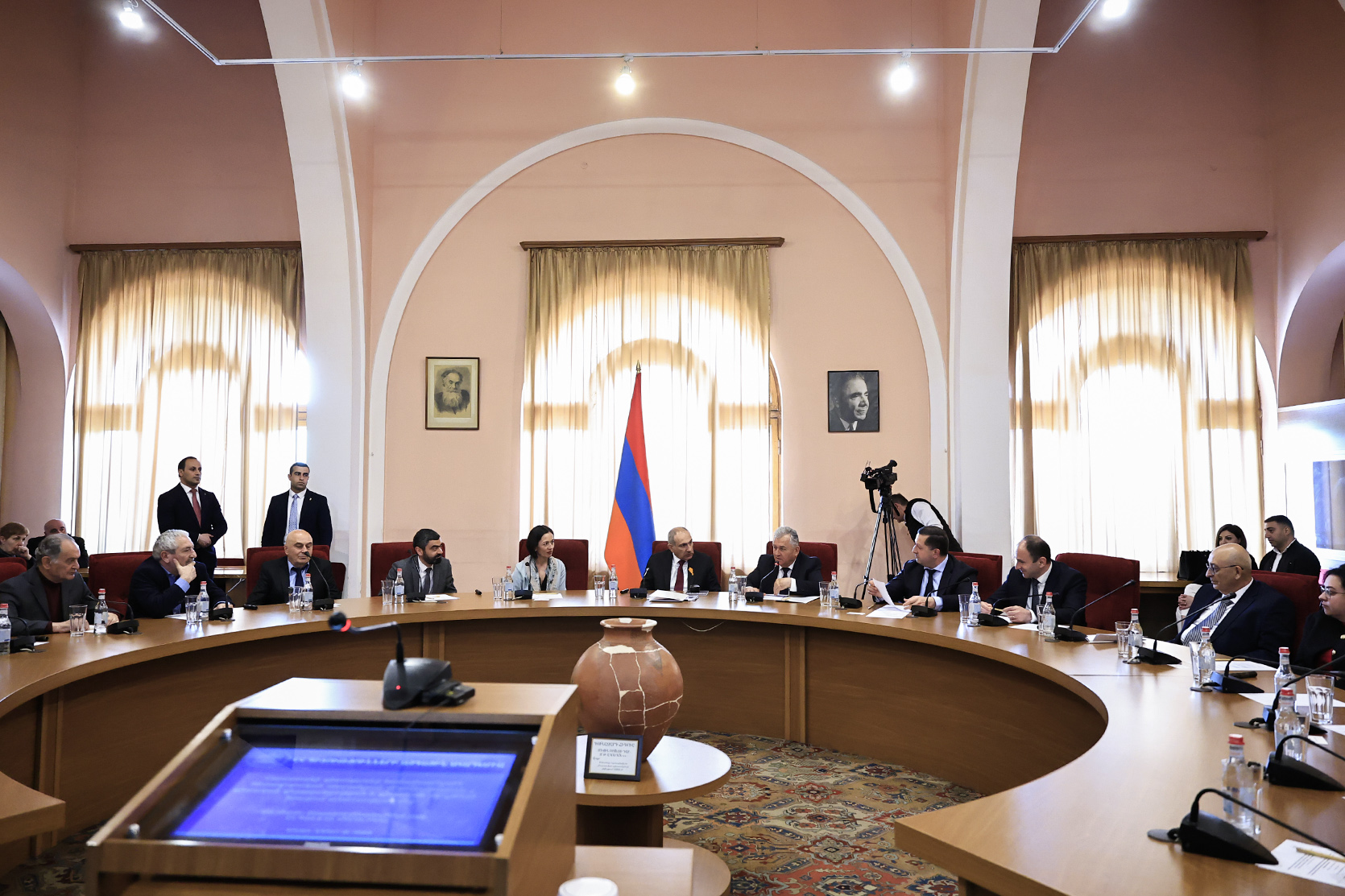 65624_b.jpg (676 KB)