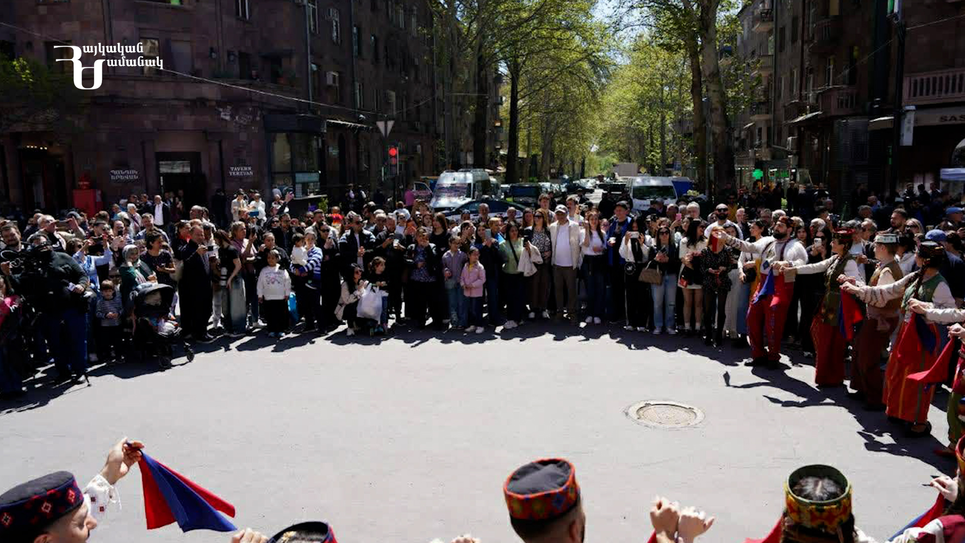 oooooooo.jpg (834 KB)