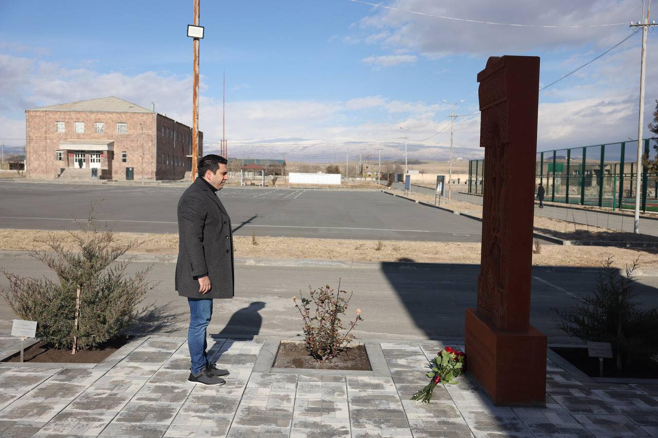 410659498_1152089626200188_4209446642177202142_n.jpg (136 KB)