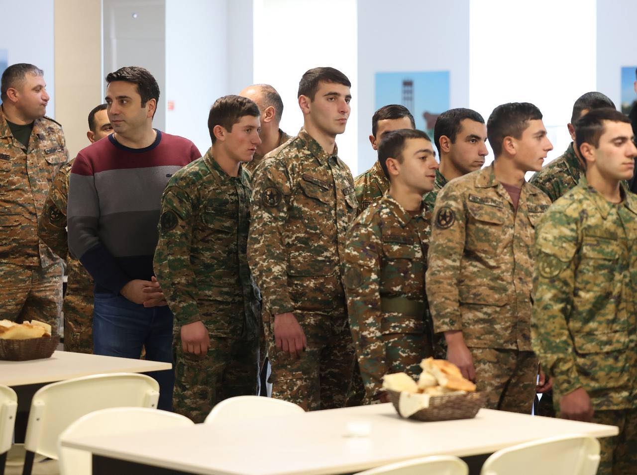 410667060_888319186181097_4552302819426097421_n.jpg (140 KB)