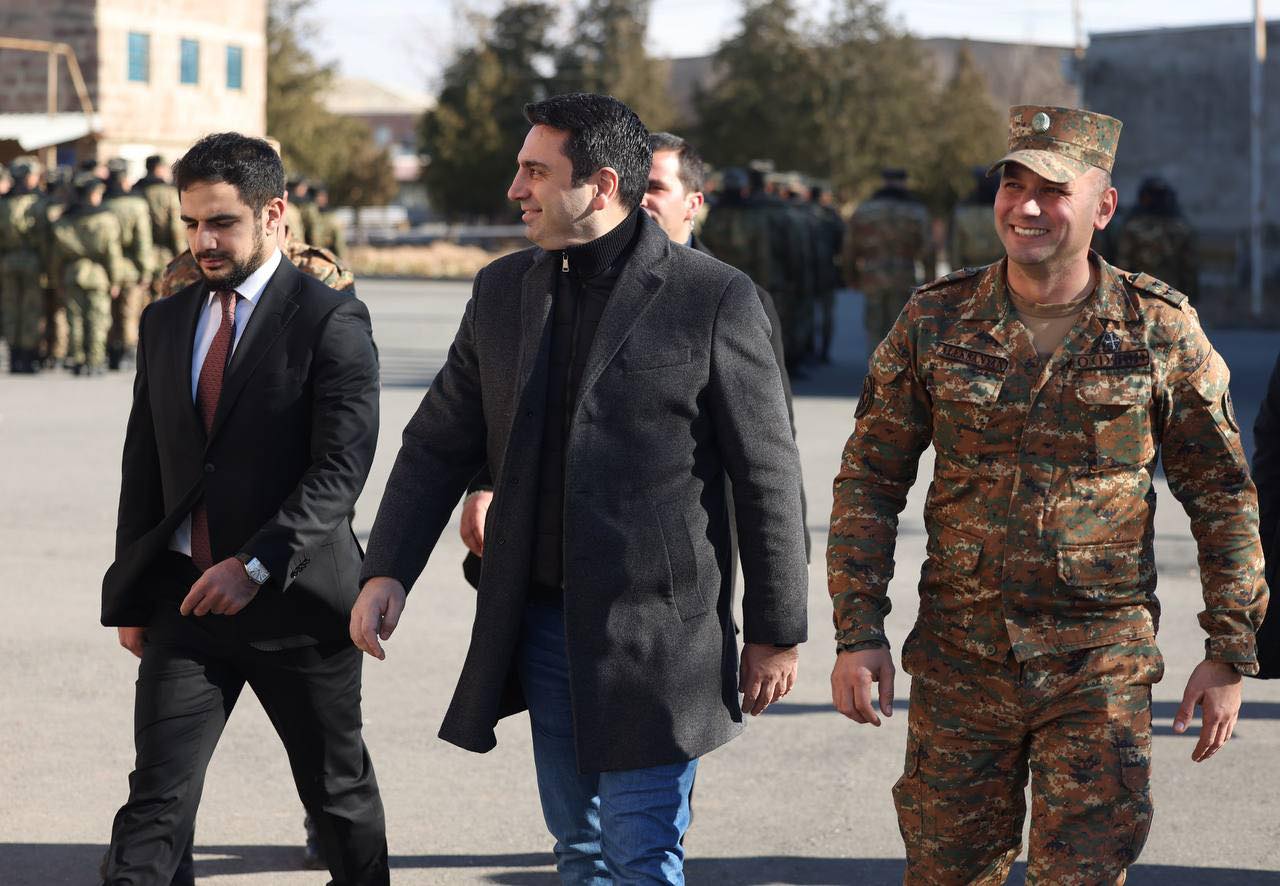 412711170_341591318660666_6094808136074741451_n.jpg (139 KB)