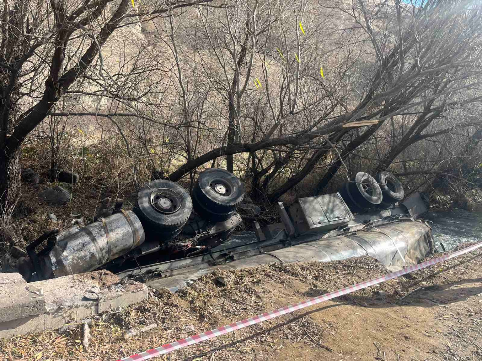 466963851_586496440725541_2834909800853501641_n.png (3.14 MB)