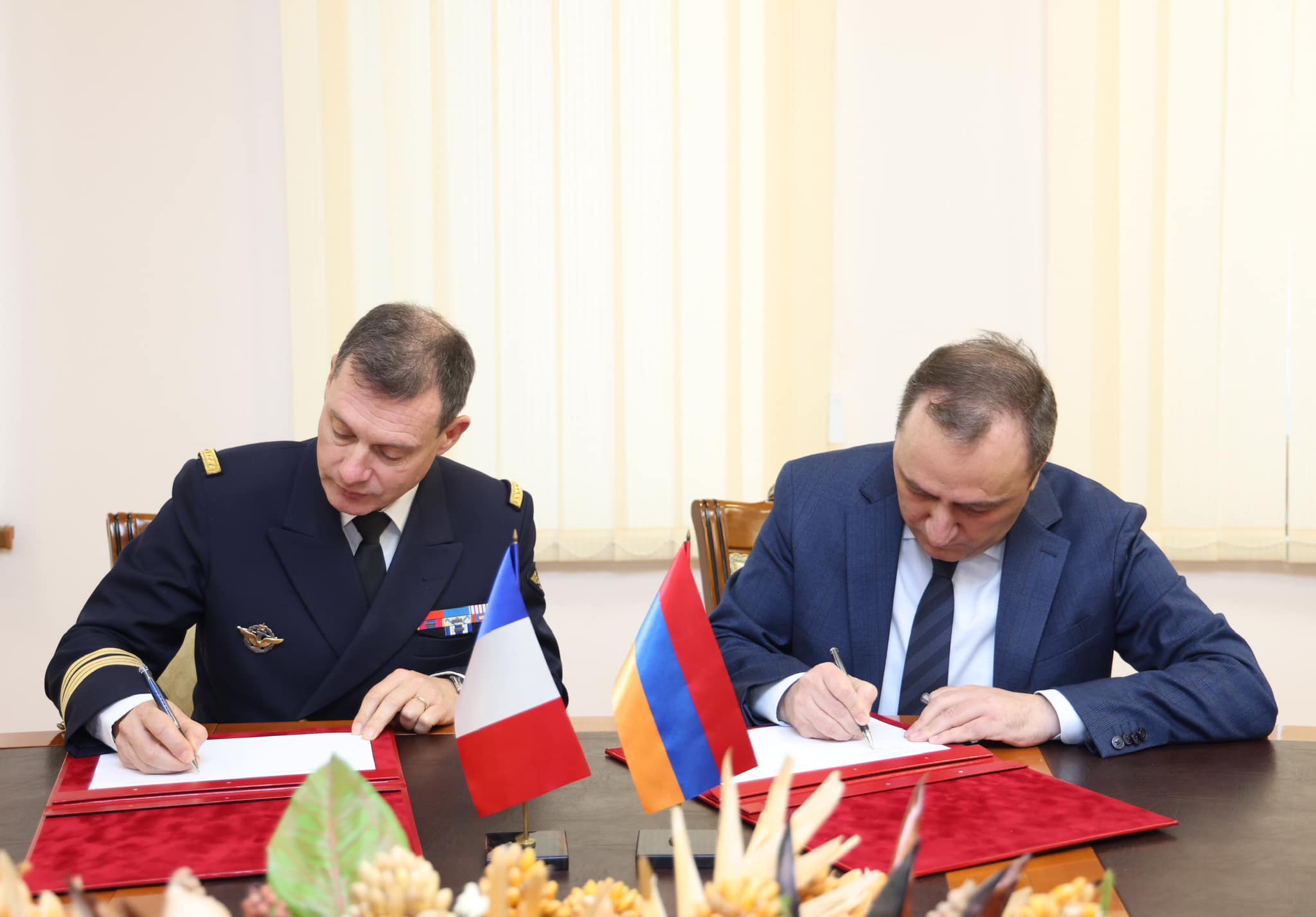 պպպպպպպպպպ.jpg (147 KB)