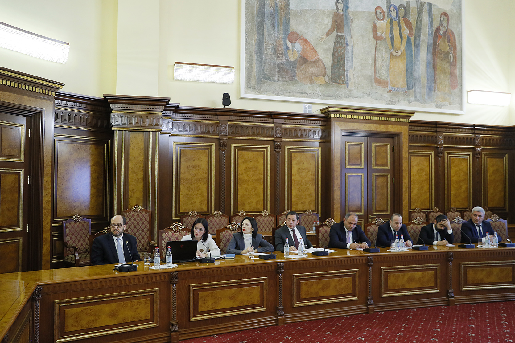 52324_b.jpg (898 KB)