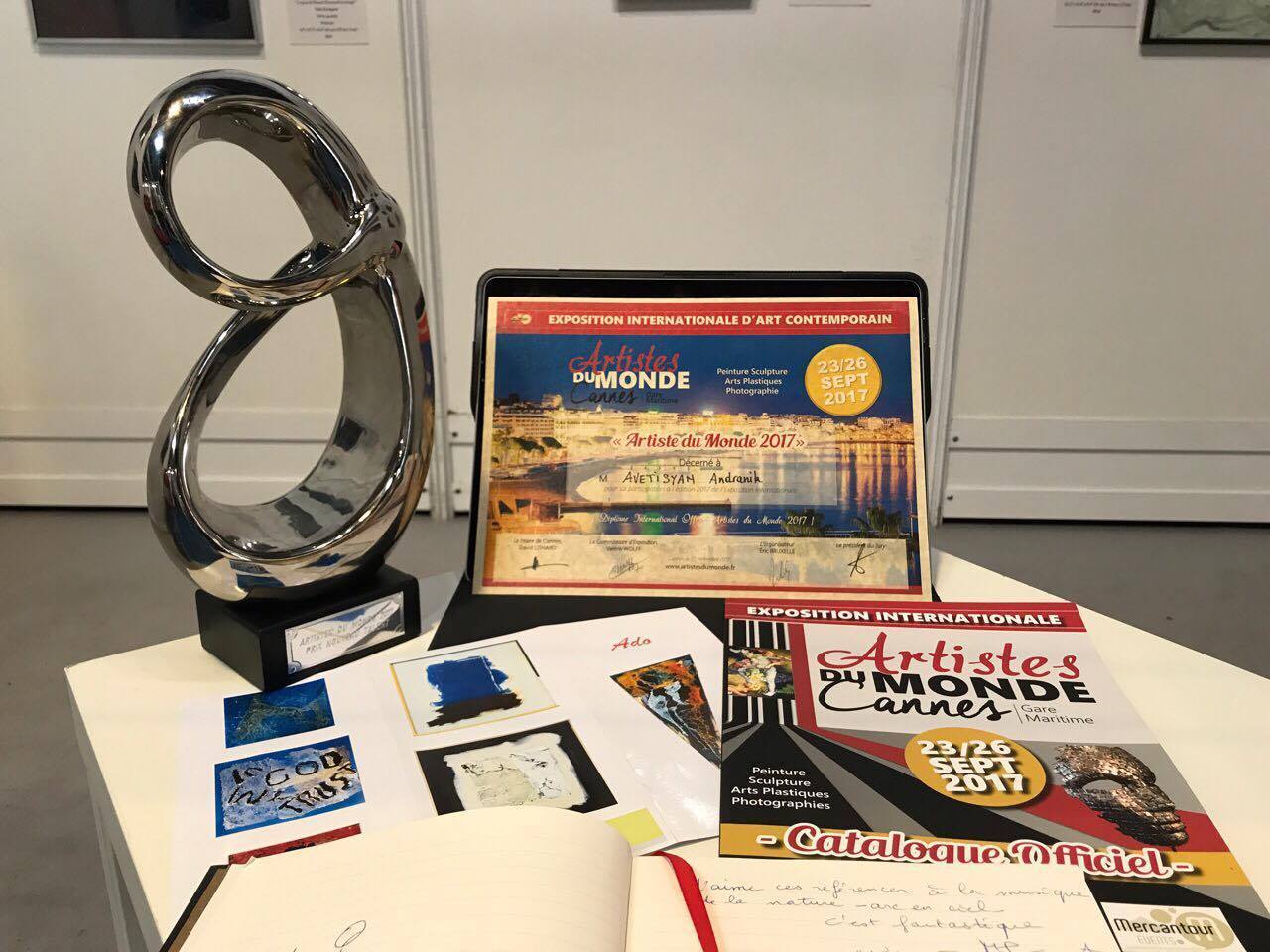 Talent_award_at_Cannes_contemporary_art_exhibition.jpg (142 KB)