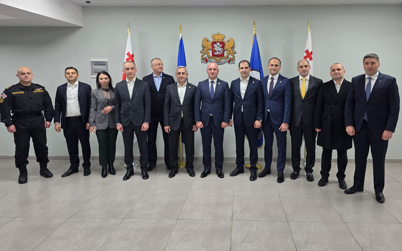 7_67cadc457ea7a.png (1.00 MB)