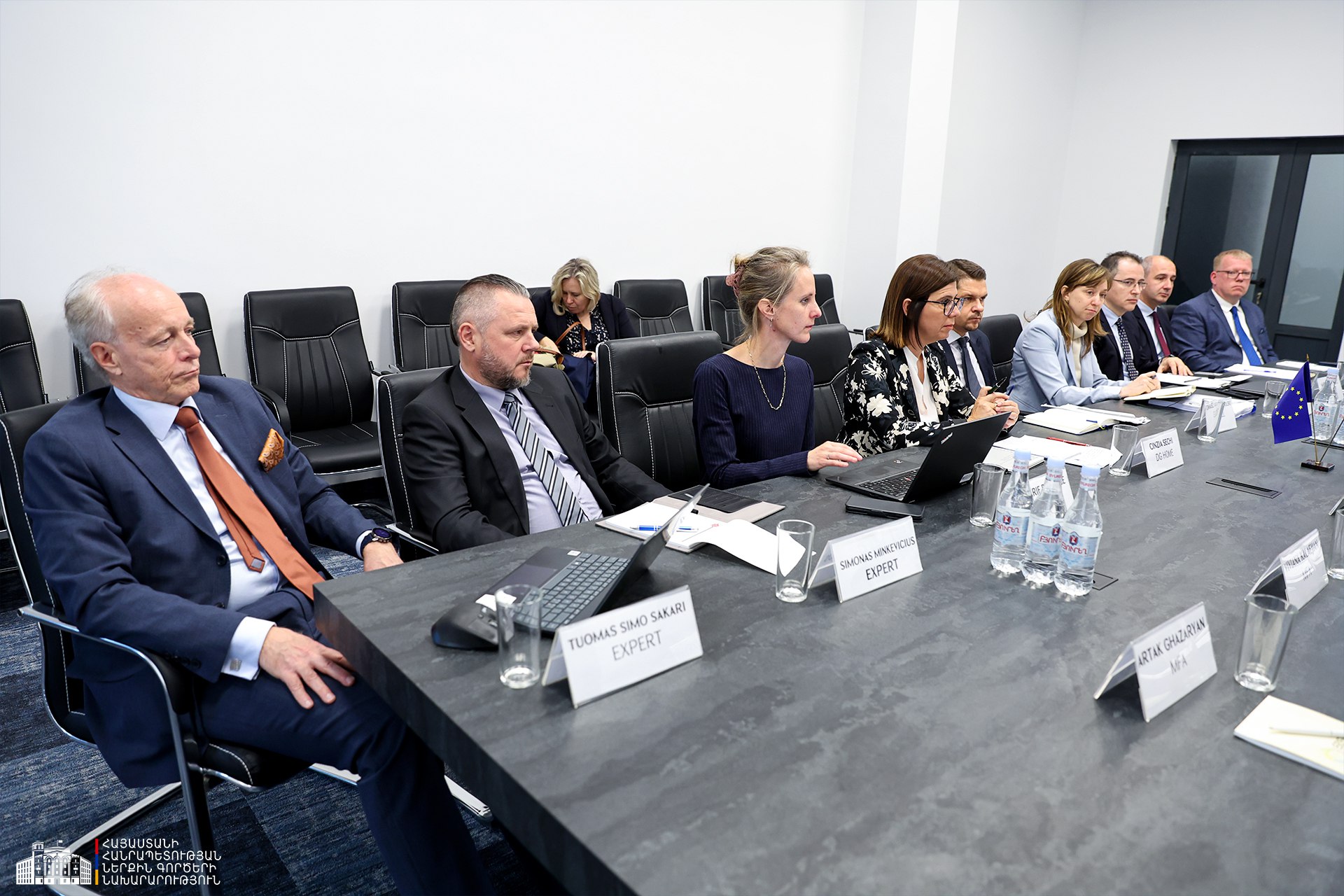 489771936_633368086328686_4802939061005371349_n.jpg (388 KB)