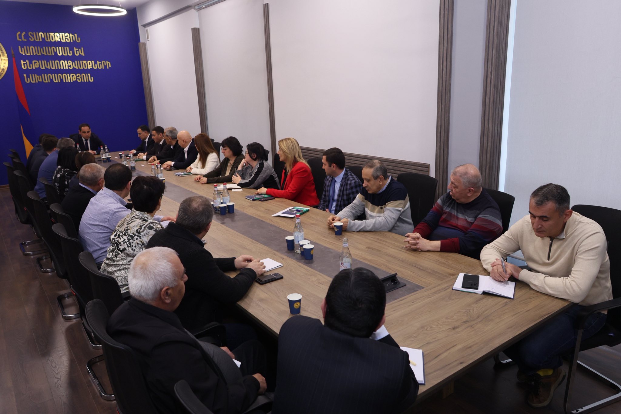 489864501_1248595203498987_948707020886759291_n.jpg (277 KB)