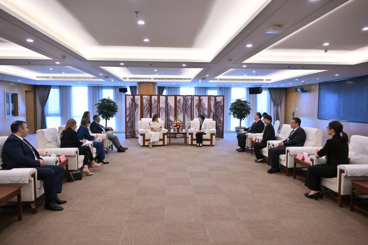 67f8e53681b6b-1744364854-gev-4429.jpg (168 KB)