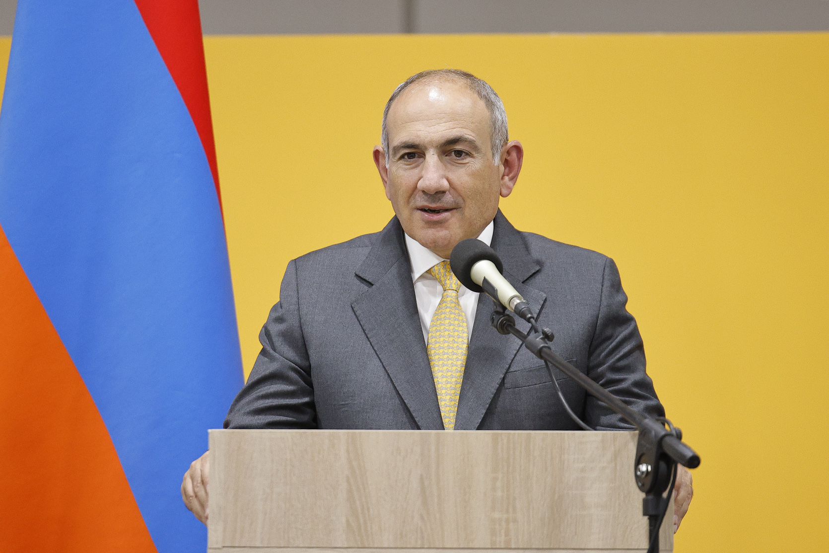 58194_b.jpg (778 KB)