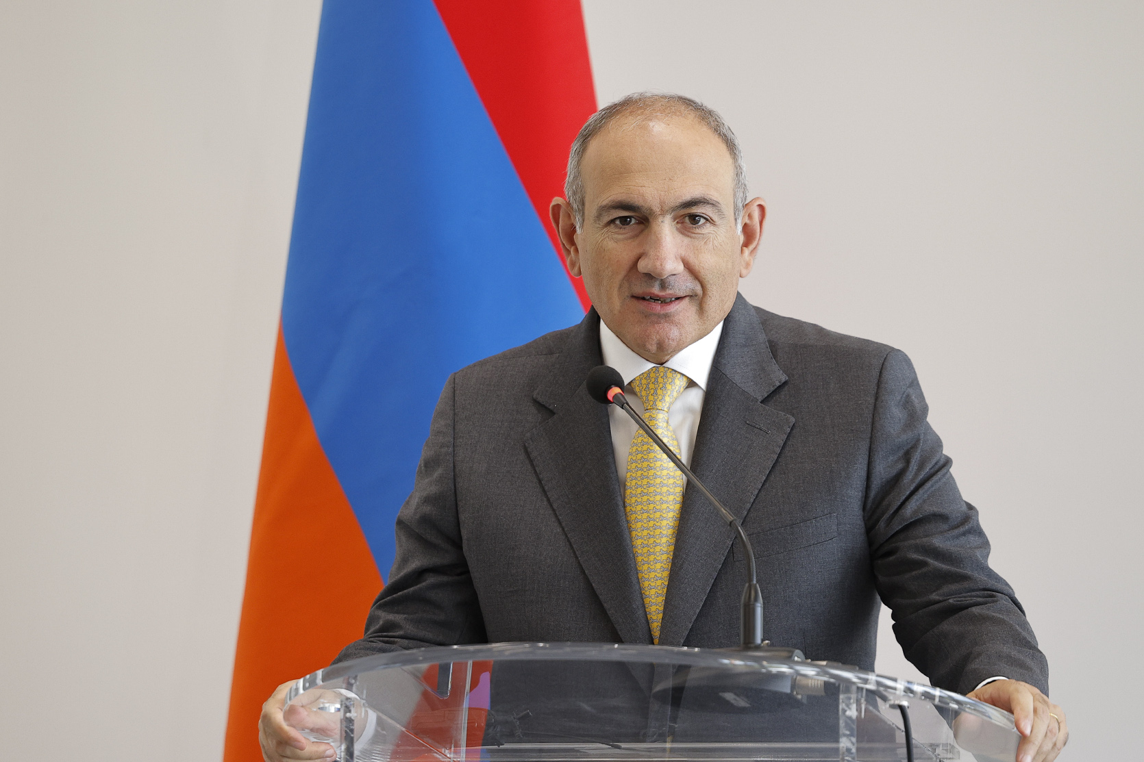 58256_b.jpg (547 KB)