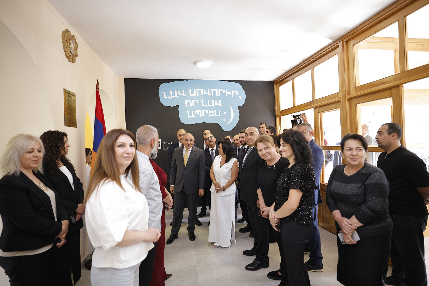 58312_b.jpg (627 KB)