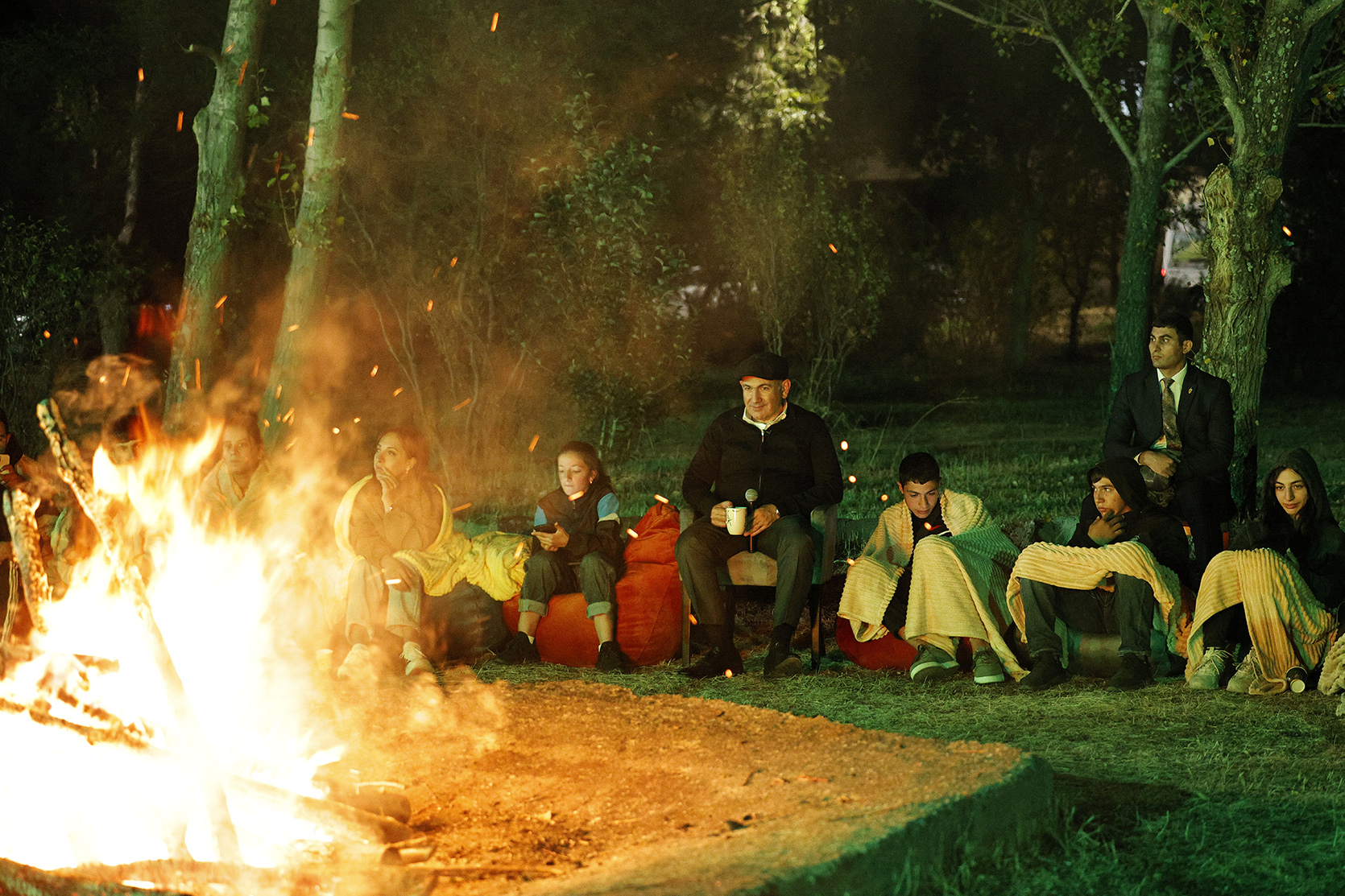 58333_b.jpg (1000 KB)