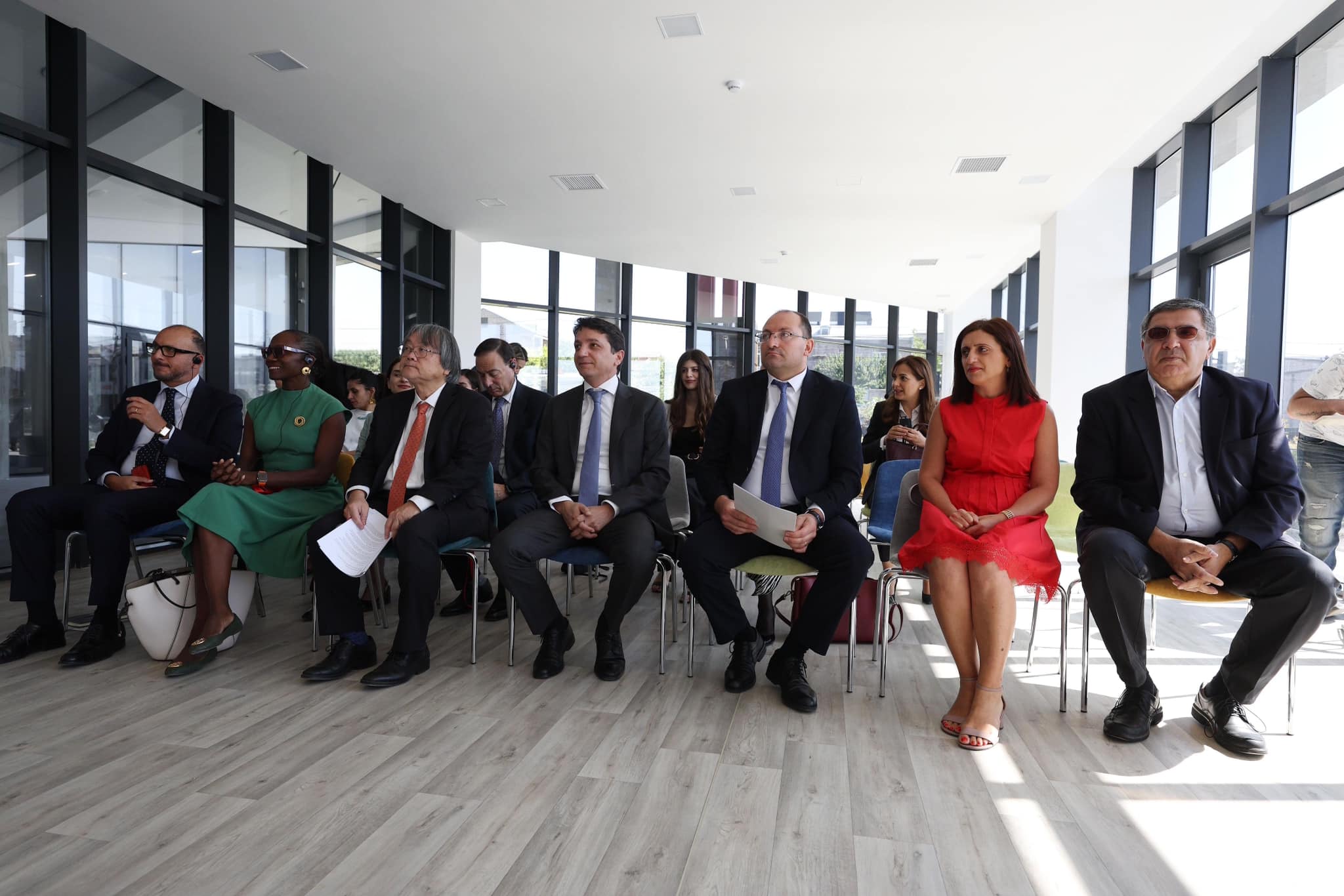 548187643_1091684196472329_963964917281362997_n.jpg (195 KB)