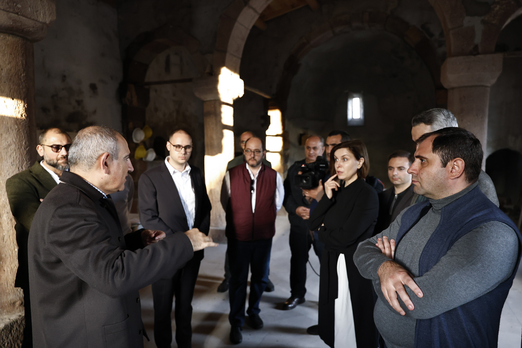 60010_b (1).jpg (570 KB)