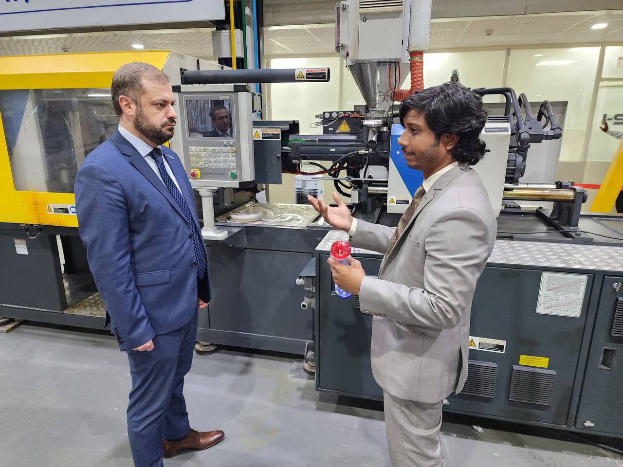 584470734_1275431637959550_5969199584215085684_n.jpg (199 KB)