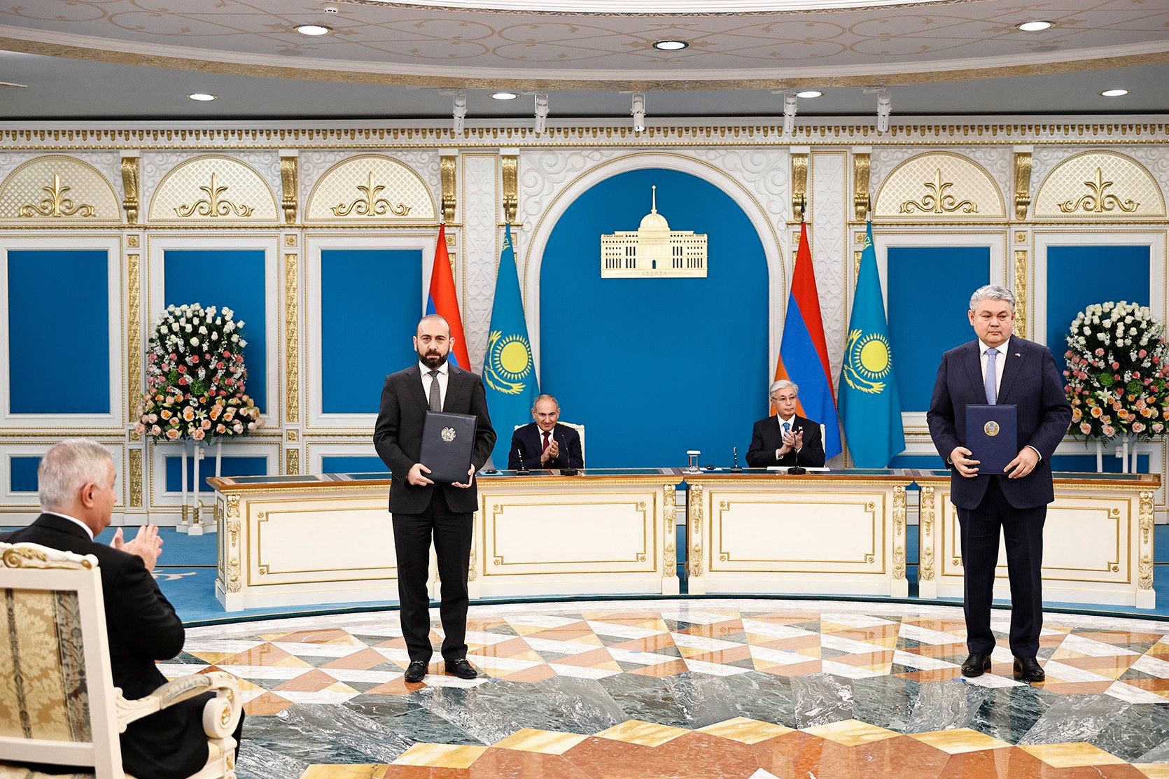 585809064_1251506037006891_3741341926990796973_n.jpg (636 KB)