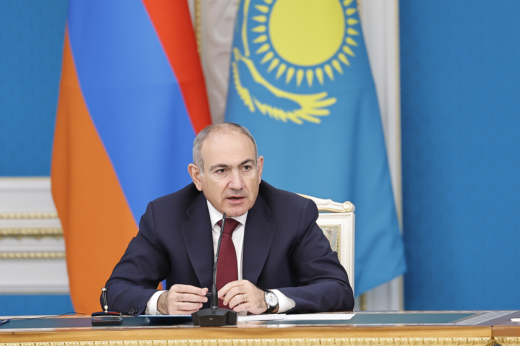 60699_b.jpg (689 KB)