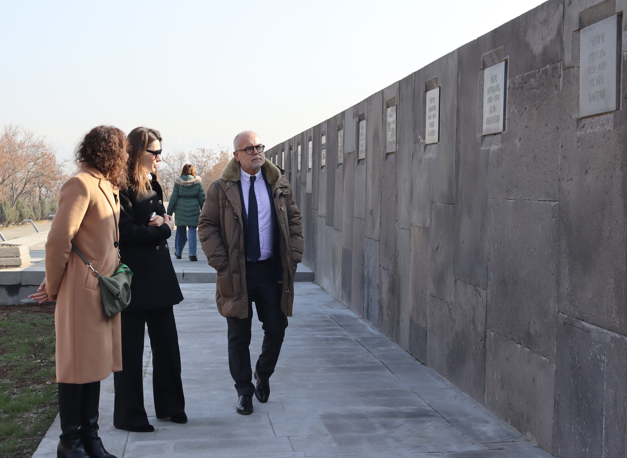 595701501_1261006576053714_3504210699988867100_n.jpg (579 KB)