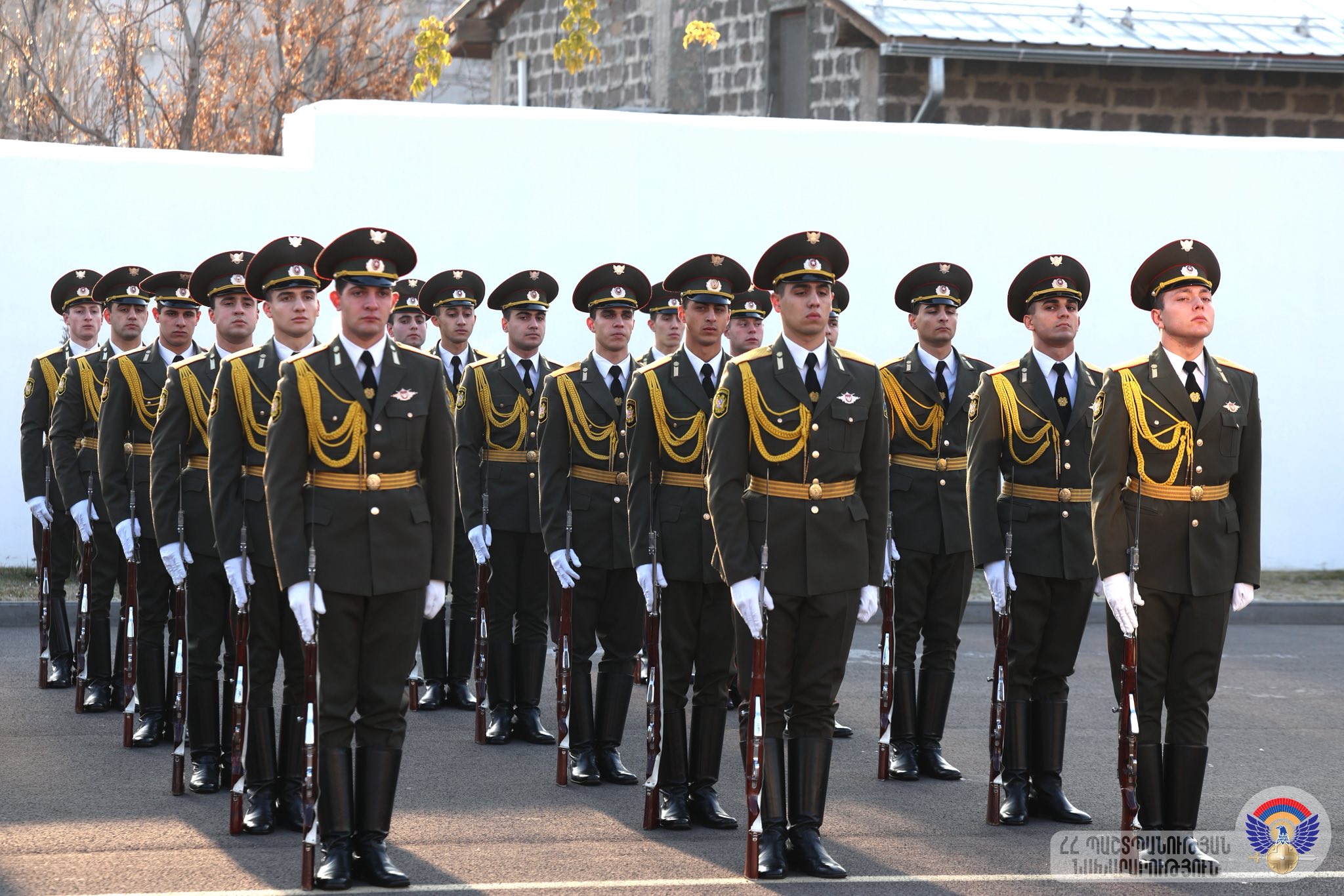 600190681_1201643445452119_4982128166379450395_n.jpg (437 KB)