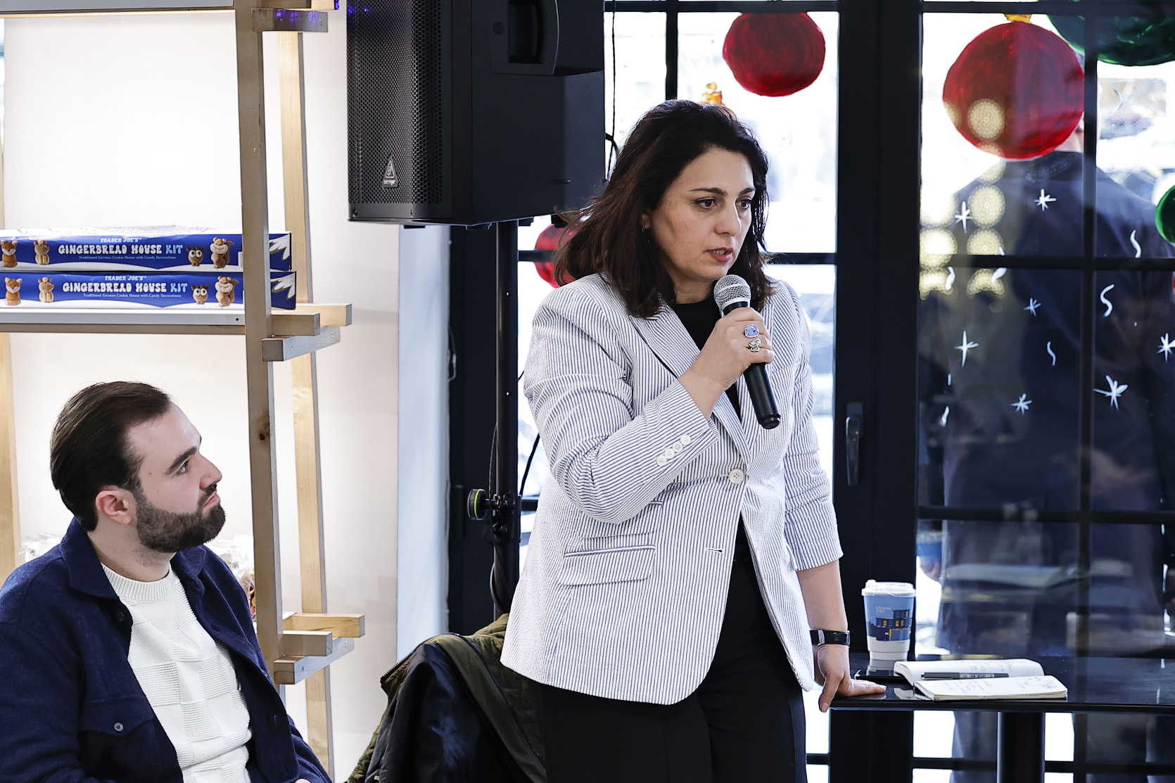 61921_b.jpg (727 KB)