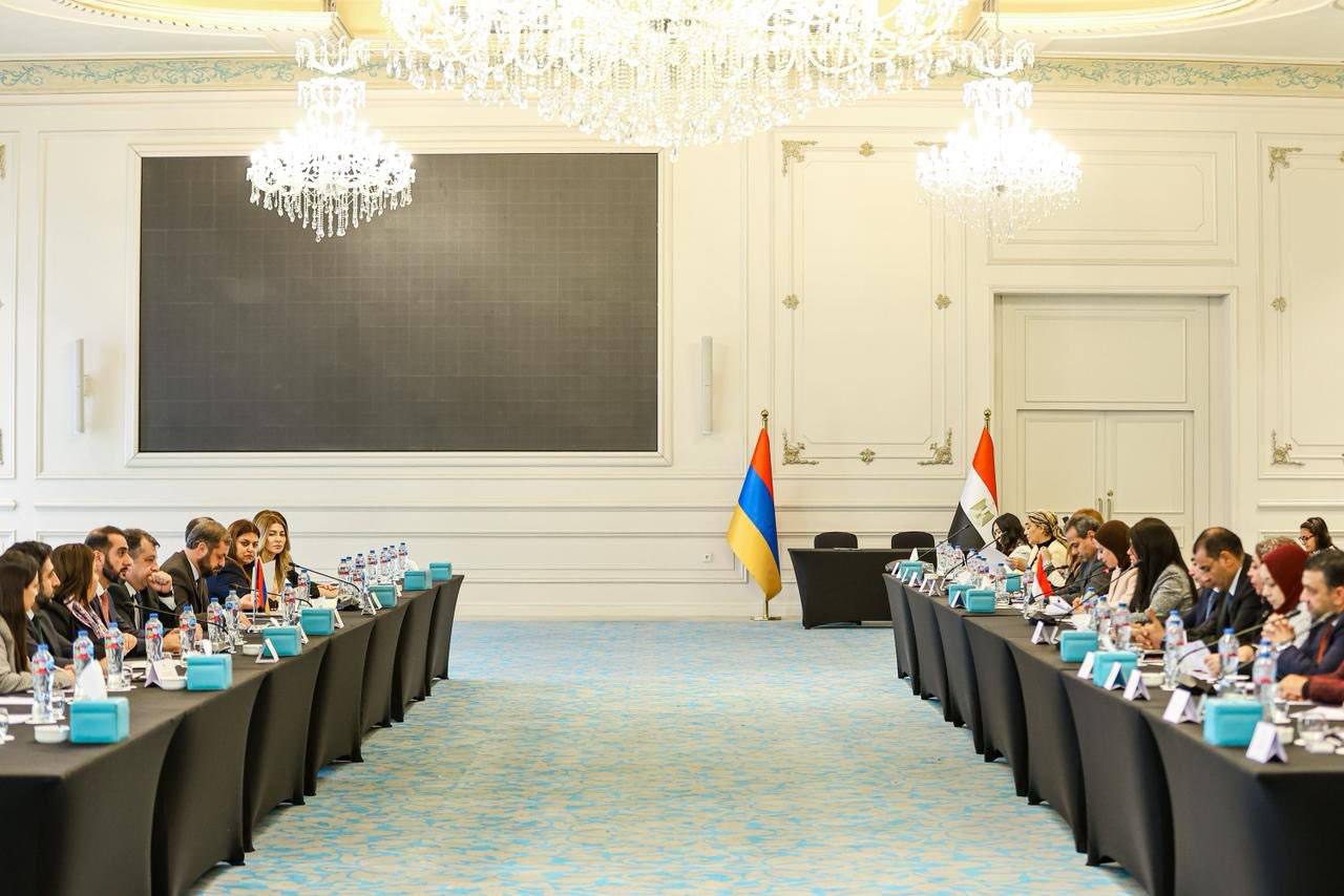 605367007_1304486281720752_7476628316743868030_n.jpg (129 KB)