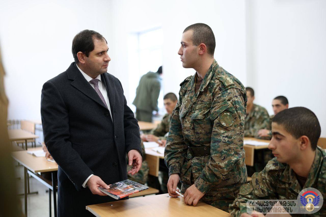 604713251_1473557844139585_187930646303027415_n.jpg (105 KB)