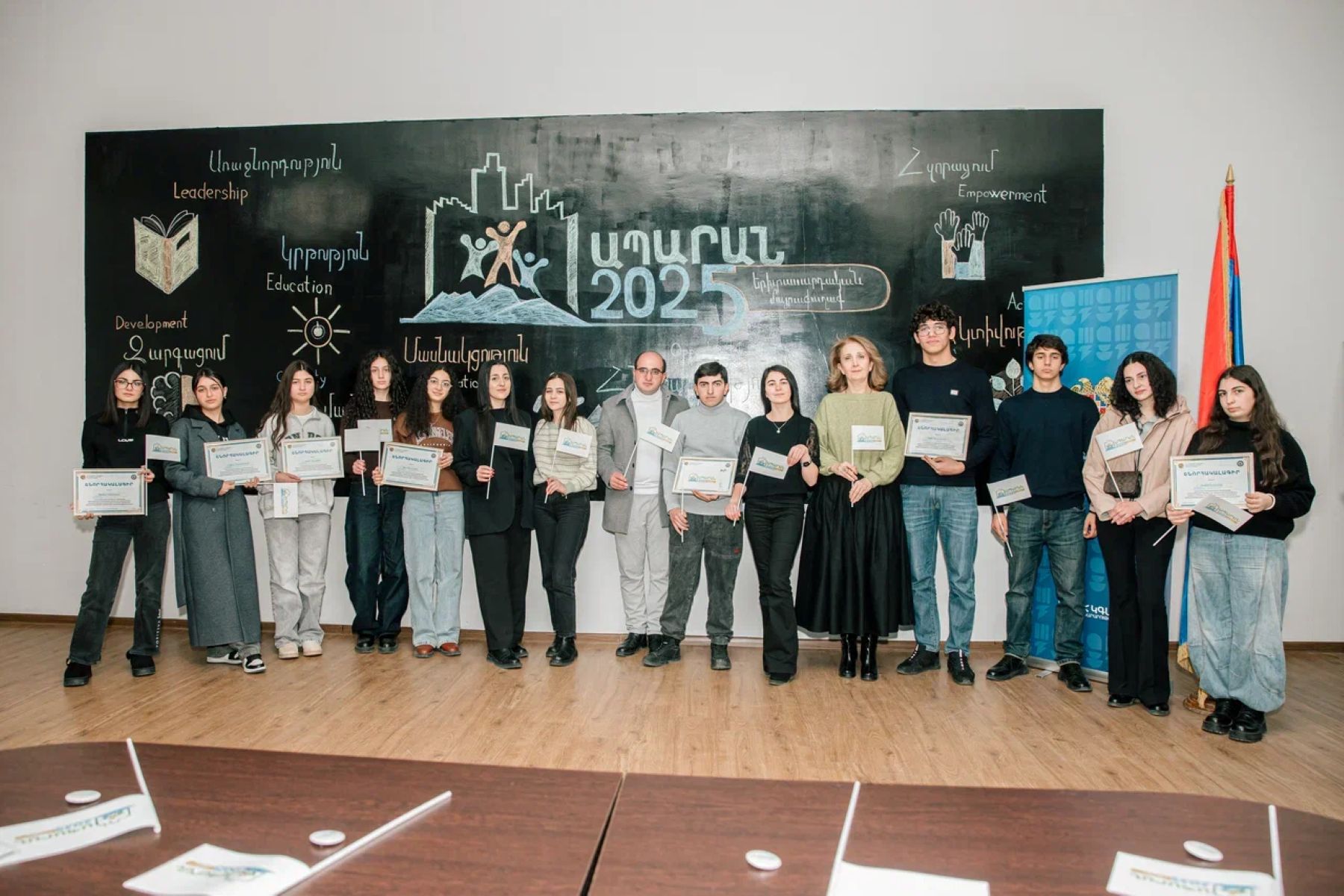 7fe701666d9eed4c081ee5853bfe5899.jpg (272 KB)