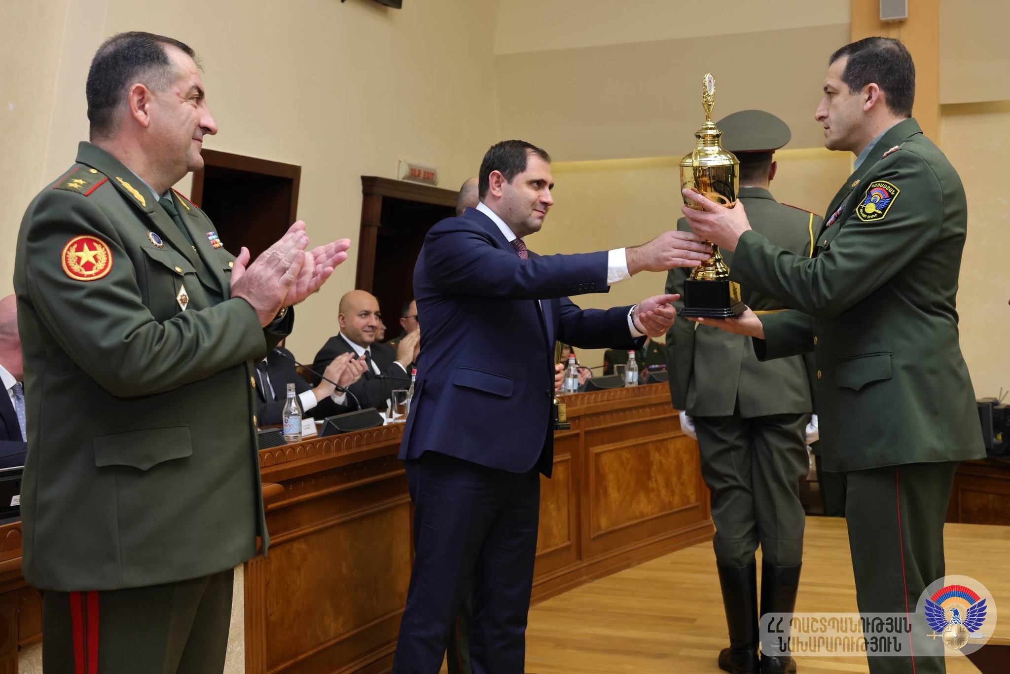 602332300_1208675981415532_4435161504174783998_n.jpg (382 KB)