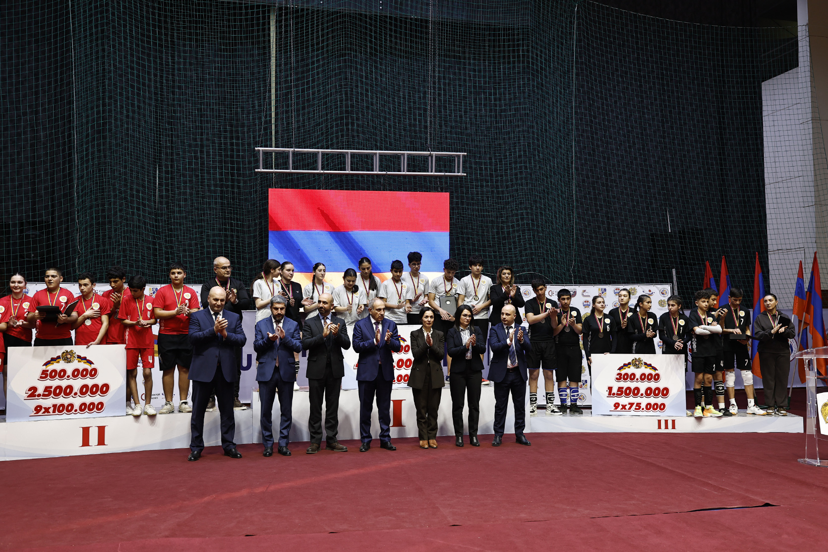 62127_b.jpg (1.09 MB)