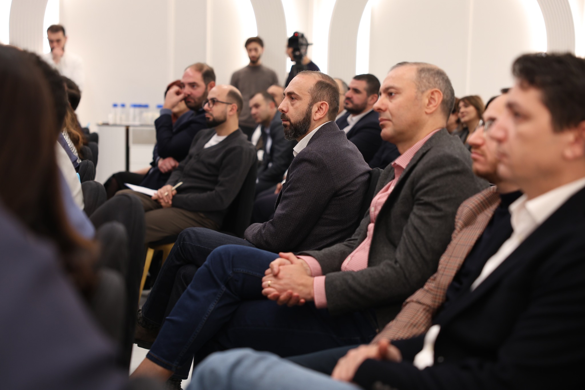 603887391_1293211762842886_7493371645837458756_n.jpg (304 KB)